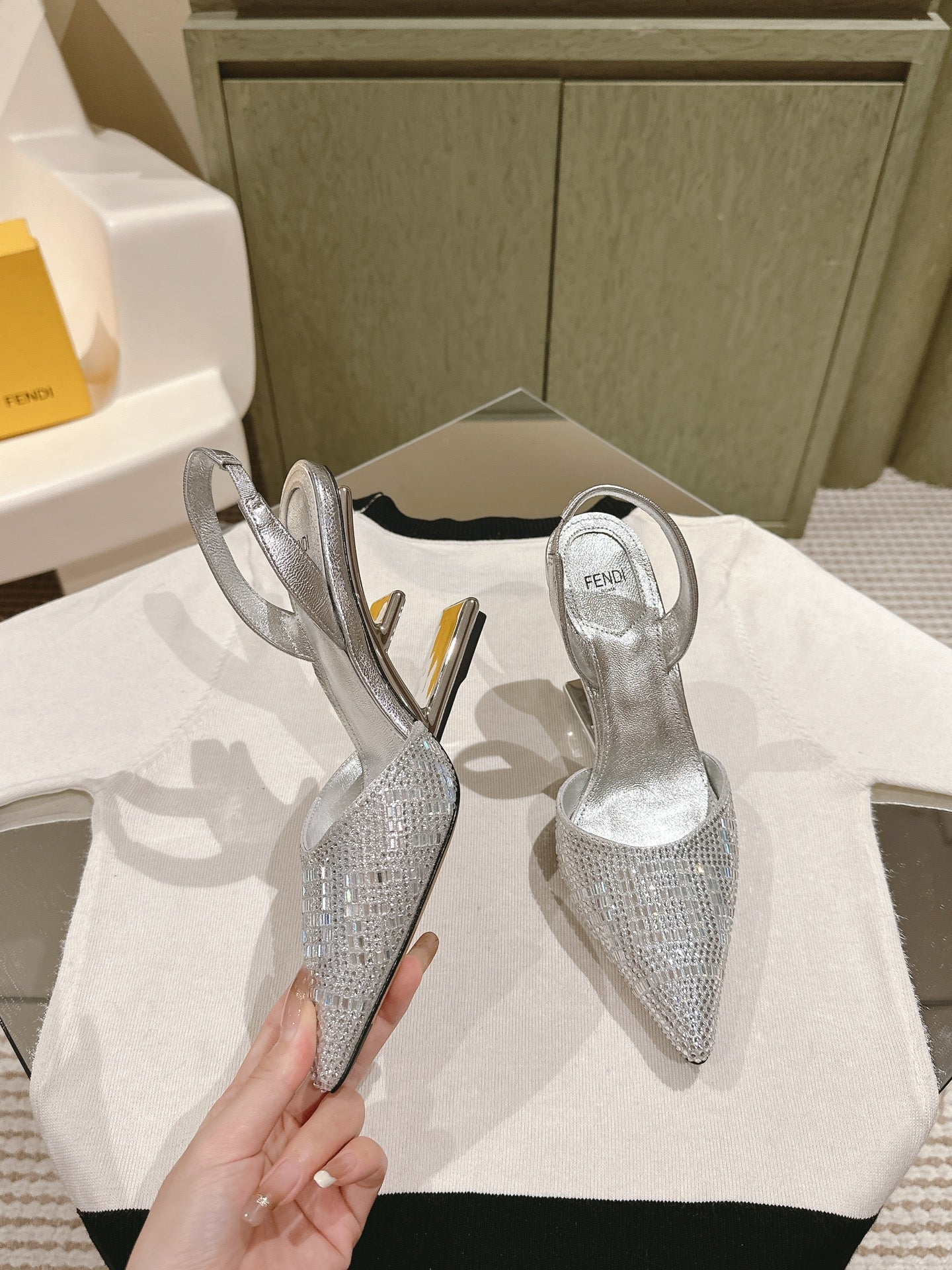 FENDI SEQUINS HIGH-HEELED SLINGBACK 85MM SILVER