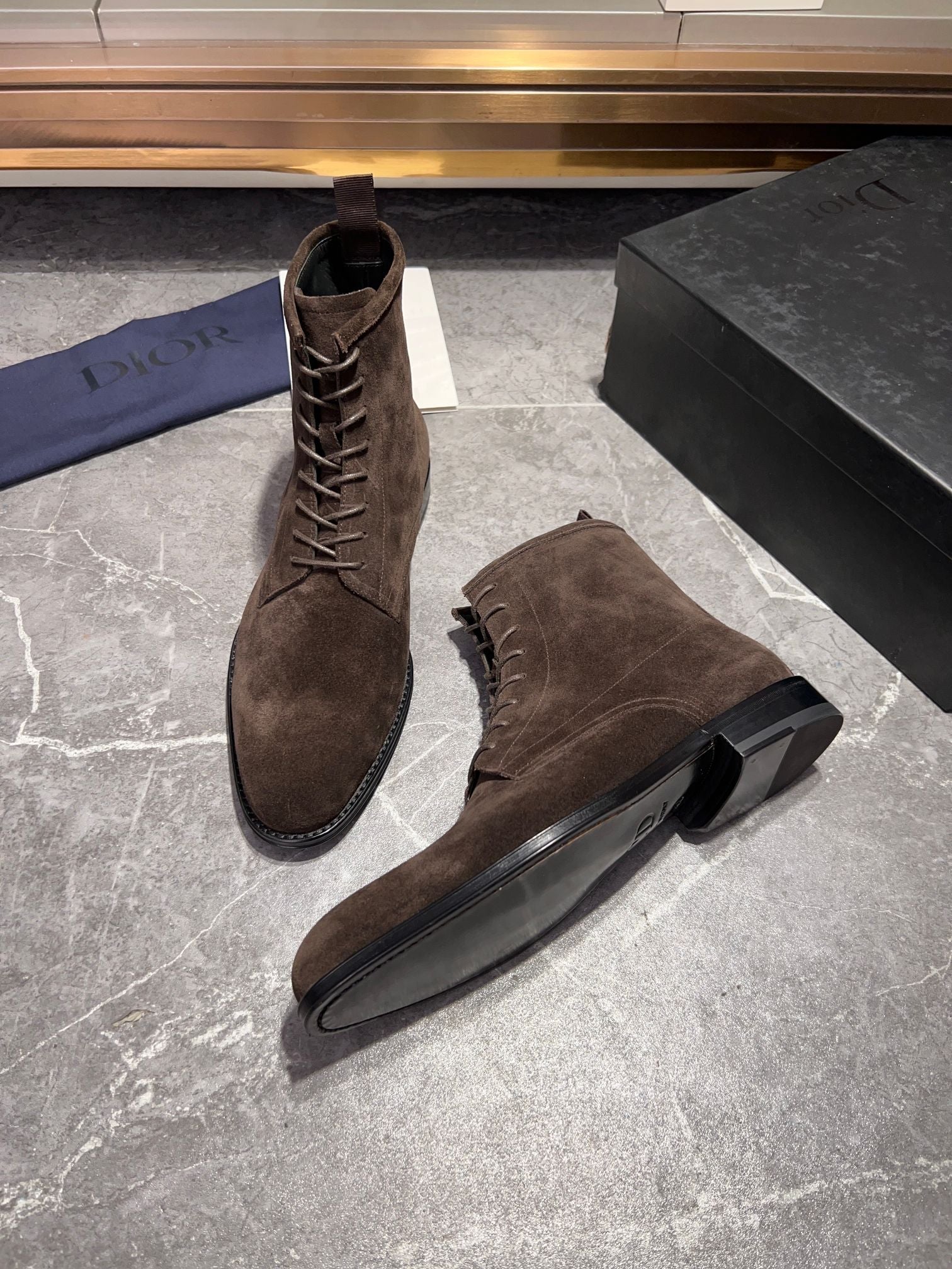 CD JUMP LACE-UP BOOT BROWN SUEDE