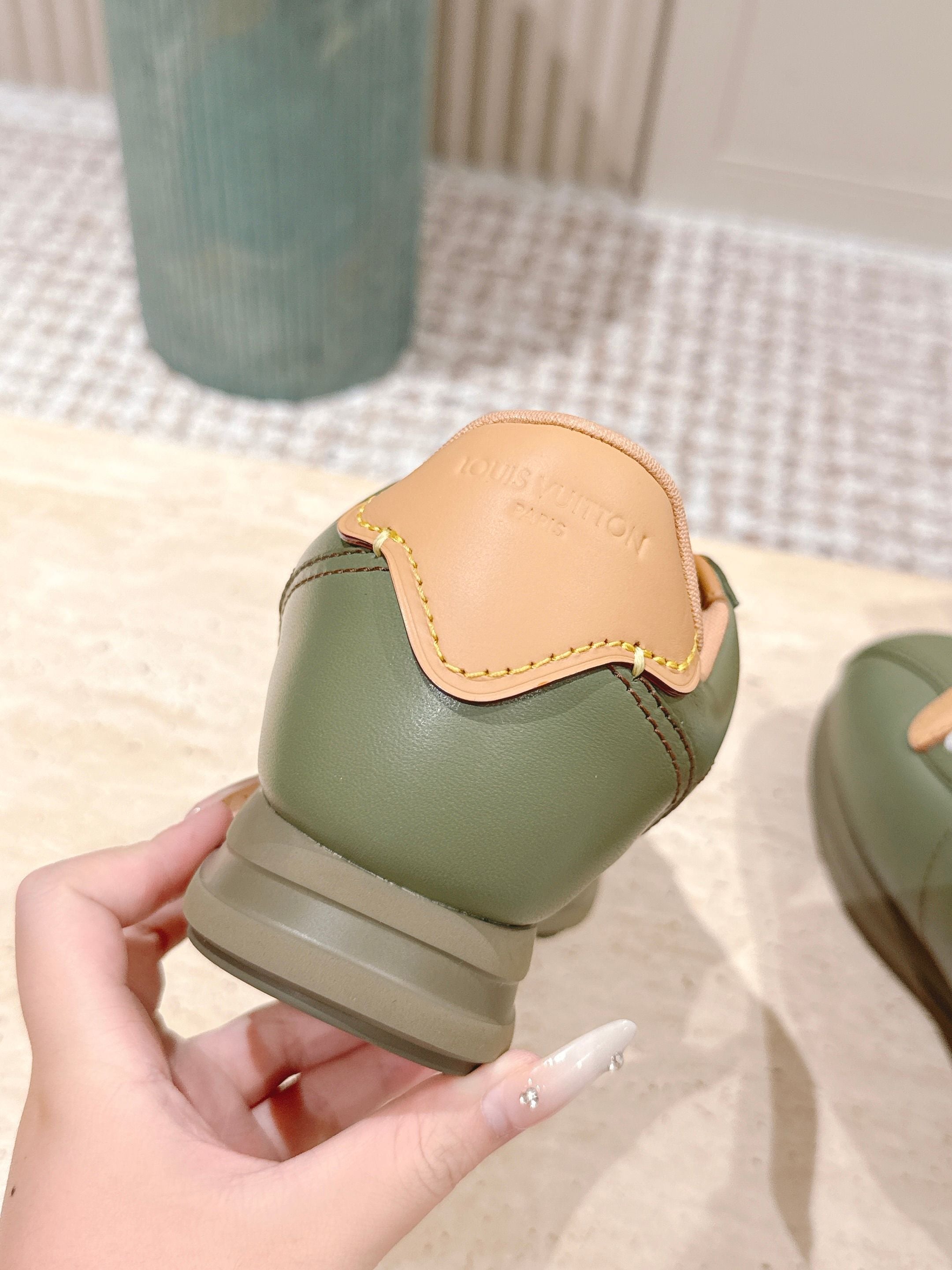 LV 25 Buttersoft Sneakers Olive Green Calfskin 576990