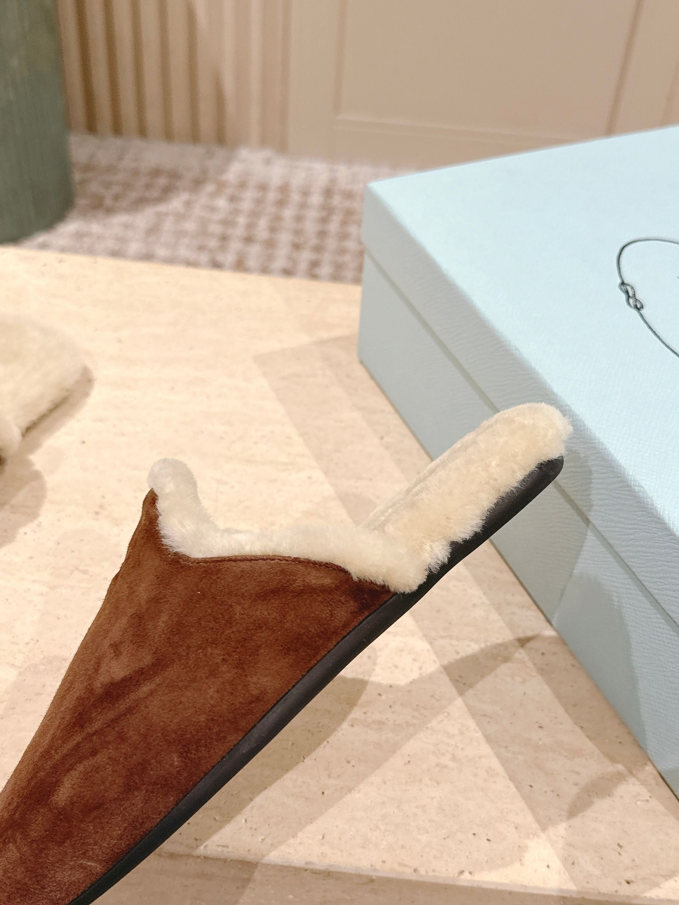 Pra 2025 Mule Brown Beige Suede Wool 556282