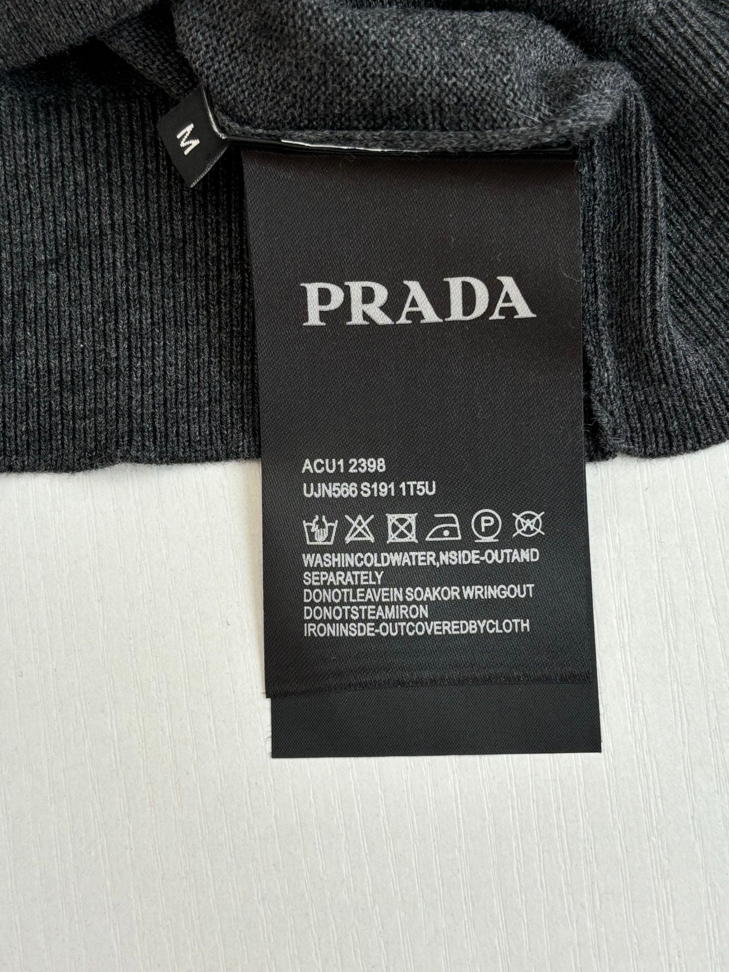 PRA 2026 Men's Short-Sleeve T-Shirt Dark Grey Caramel Knit Fabric