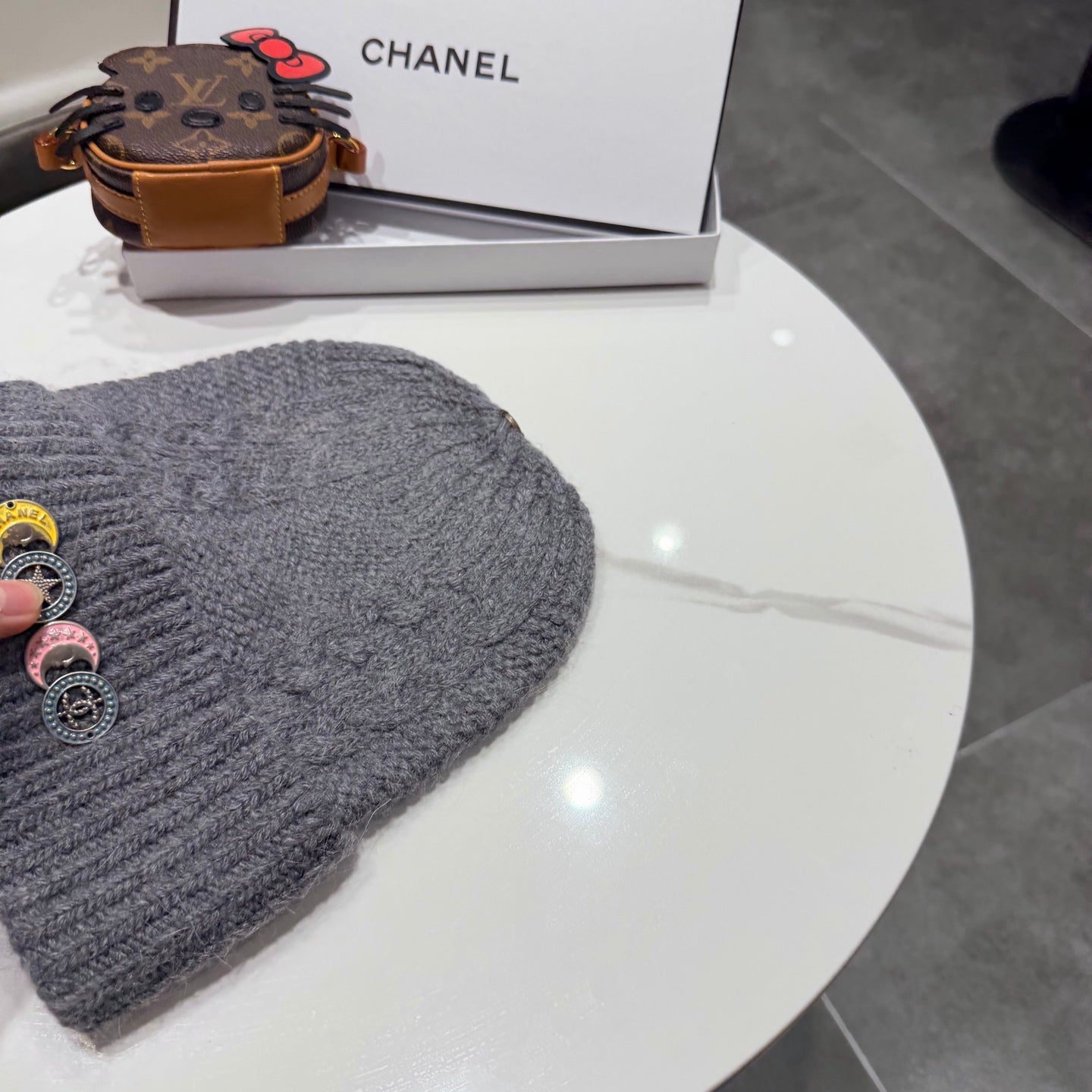 Chanel Wool Hat With "COCO" Word 435054