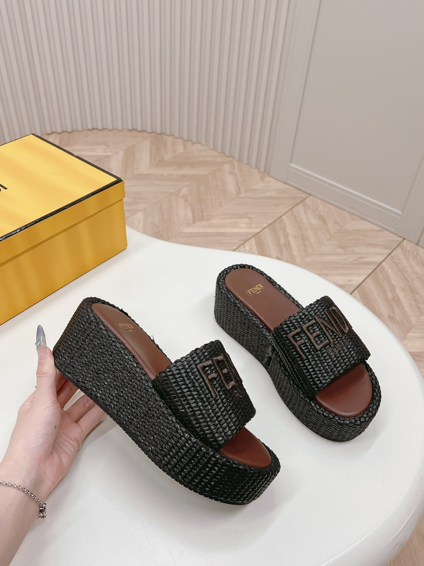 FENDI SIGNATURE WEDGE PLATFORM 6 CM IN BLACK FIBRE WITH BROWN EMBROIDERED LOGO