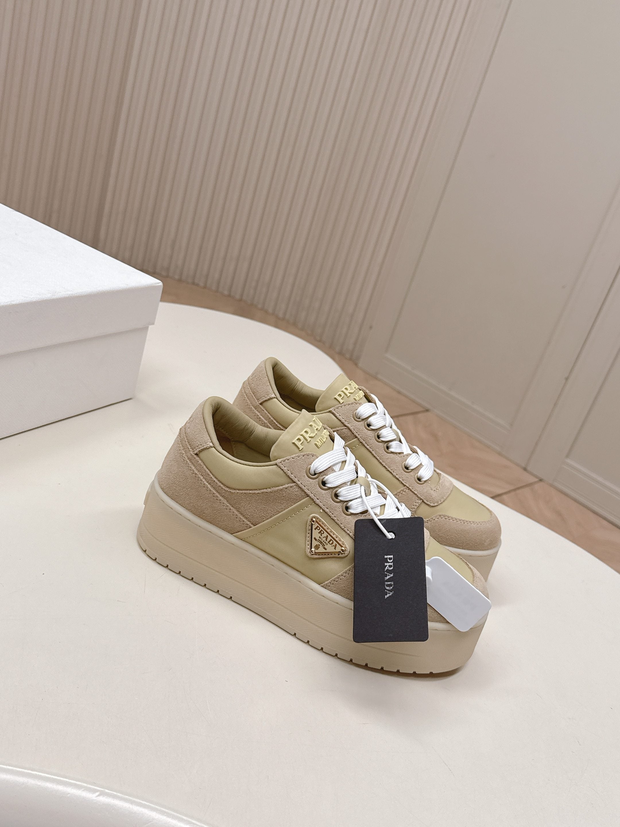 PRA 2026S Platform Sneakers 50 Beige Suede Cowhide 663493