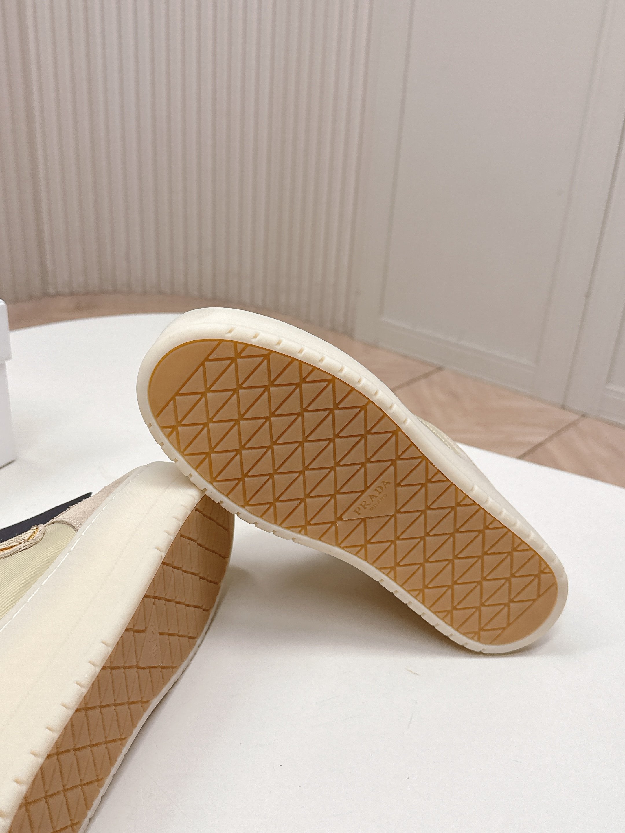 PRA 2026S Platform Sneakers 50 Beige Suede Cowhide 663493