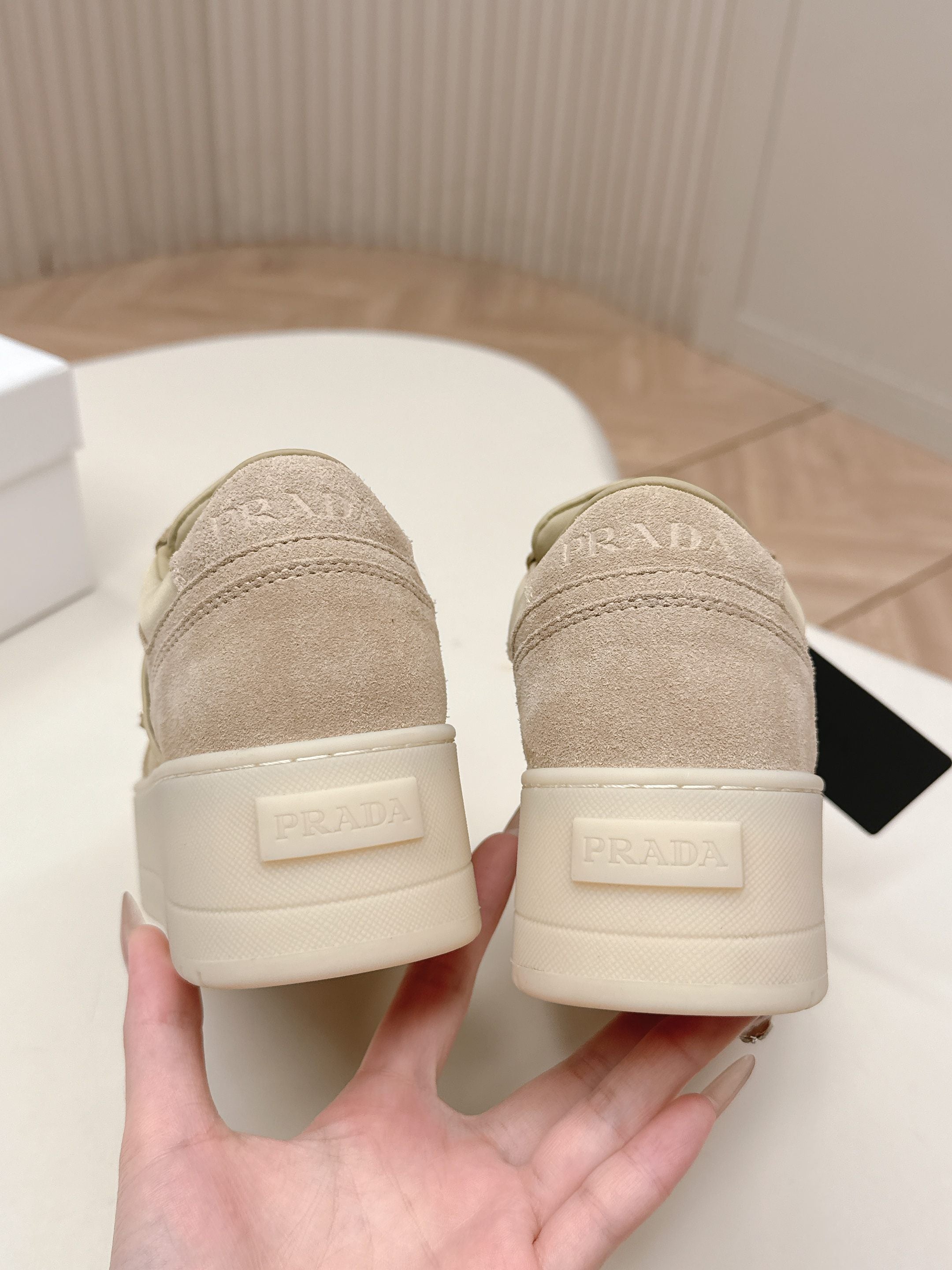 PRA 2026S Platform Sneakers 50 Beige Suede Cowhide 663493
