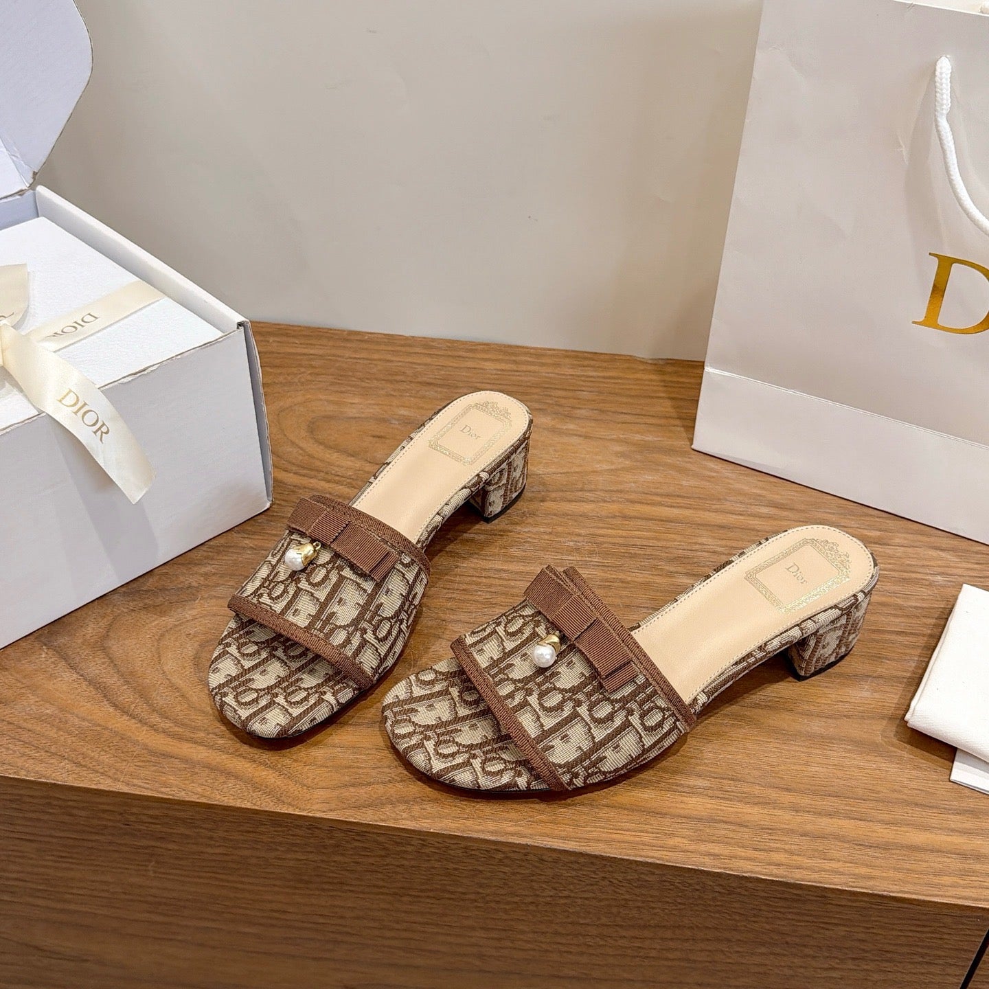 Dior 2026 Bow Sandal Canvas Leather 907874
