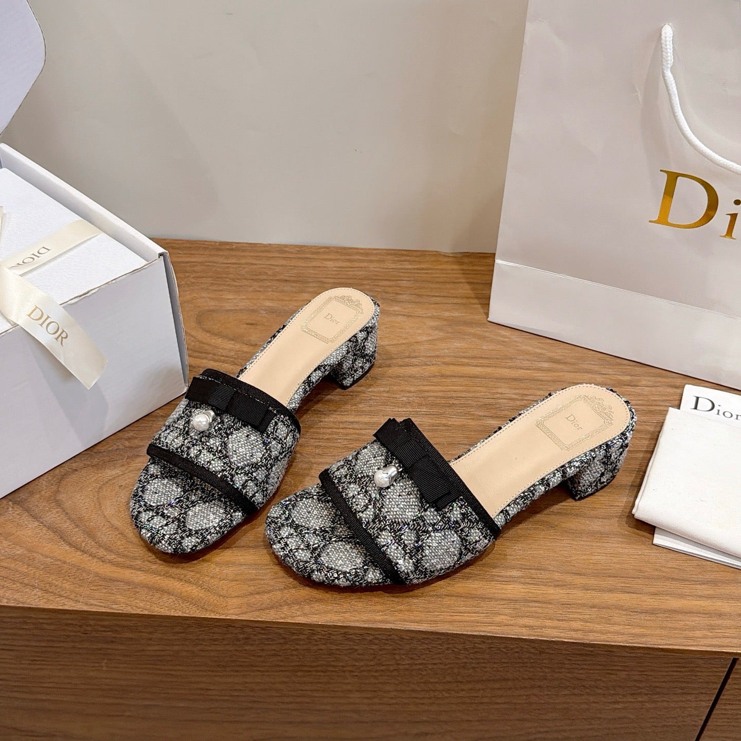 Dior 2026 Bow Sandal Canvas Leather 907874