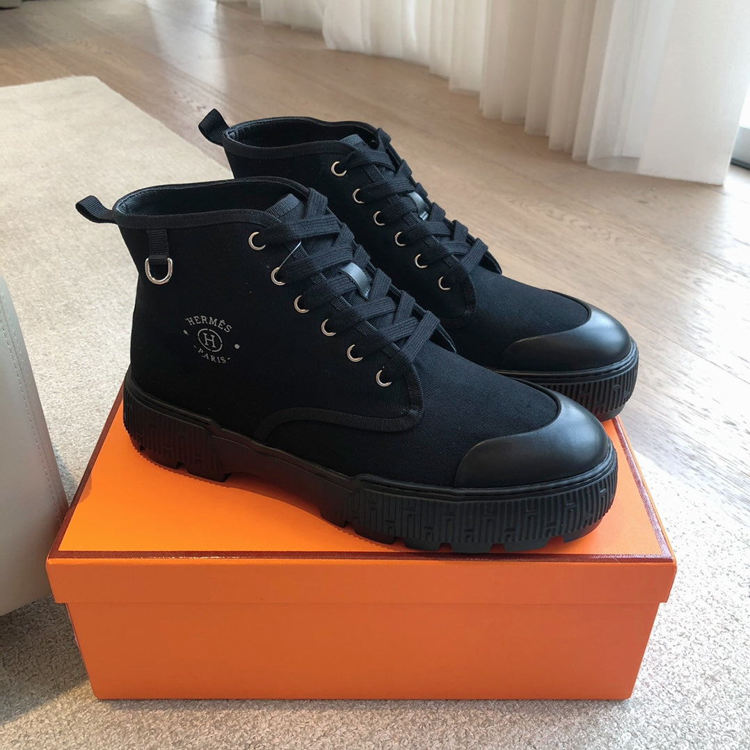 HM ITINERAIRE ANKLE BOOT BLACK CANVAS