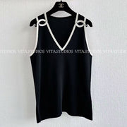 Chanel 2026 Color-blocked V-neck Knit Vest Soie Silk 377548