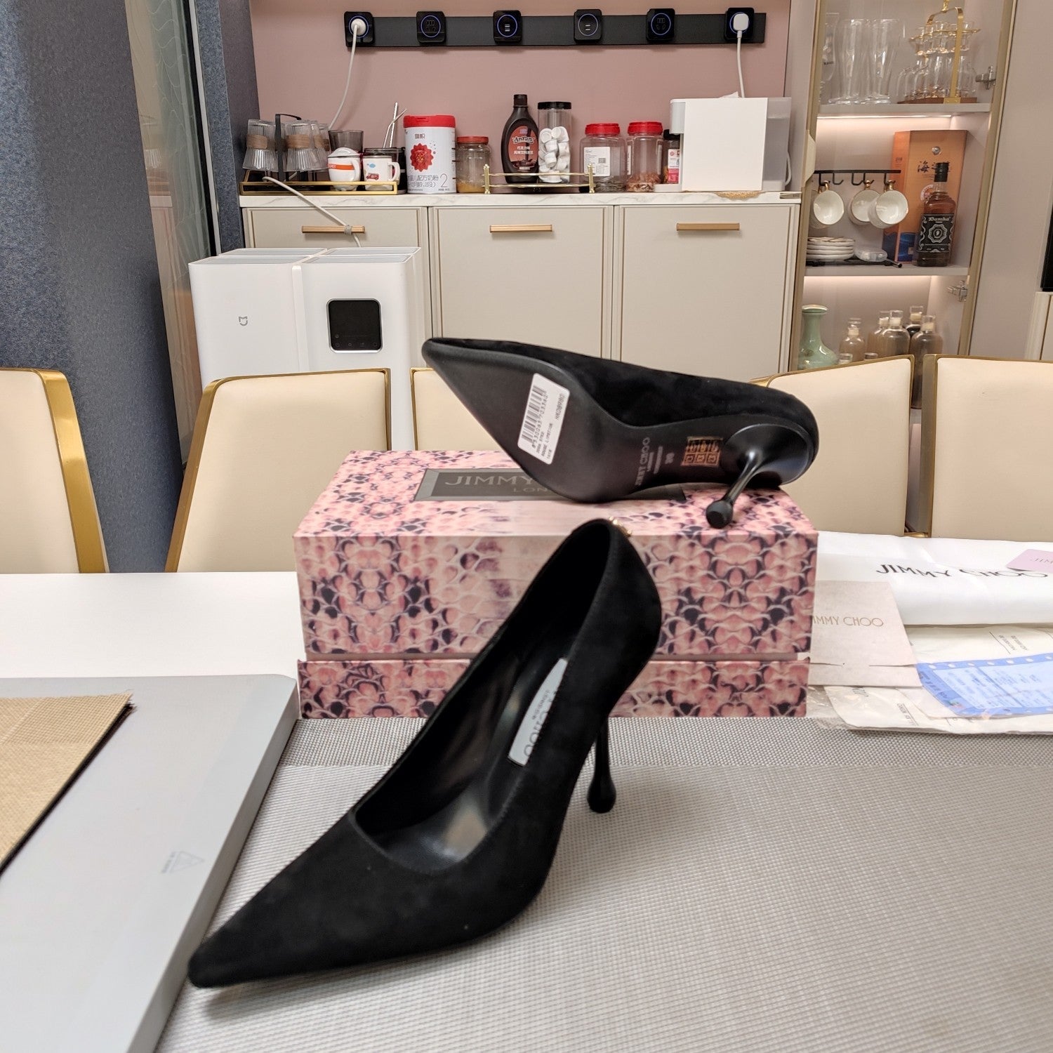 Jimmy 25 Love 100 Pump Black Suede 240040