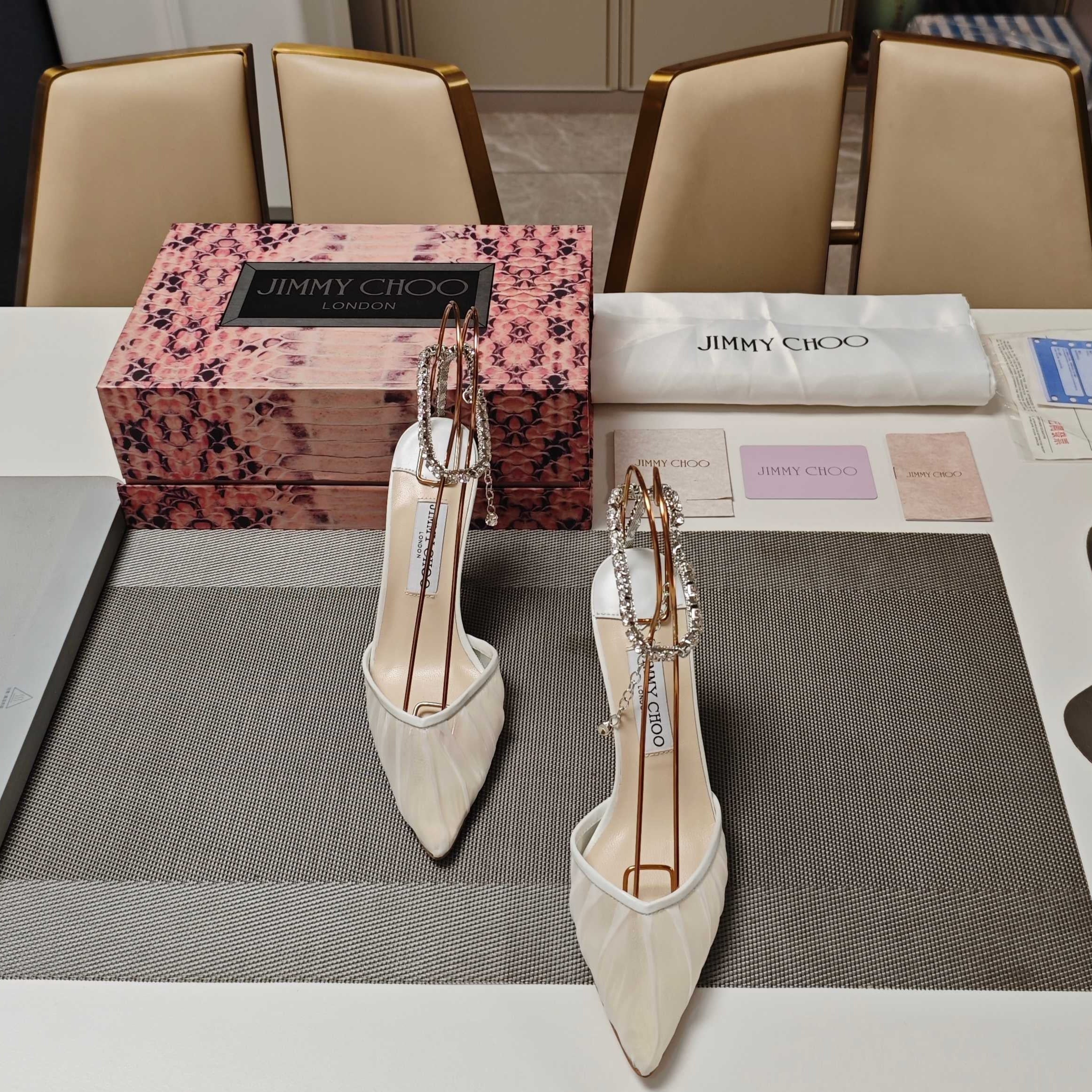 Jimmy 25 Seada 100 Pump White Cowhide 240047