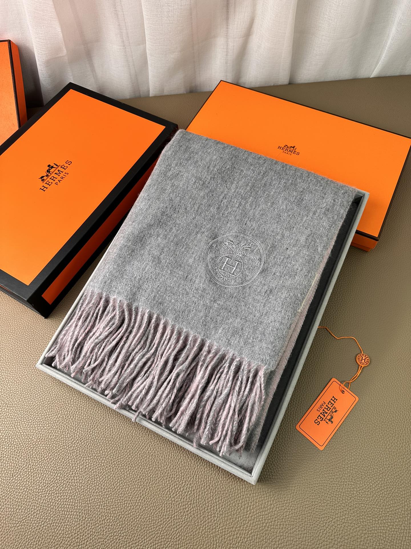 DOUBLE-FACE SCARF 200 CM IN LIGHT PINK AND GREY CASHMERE