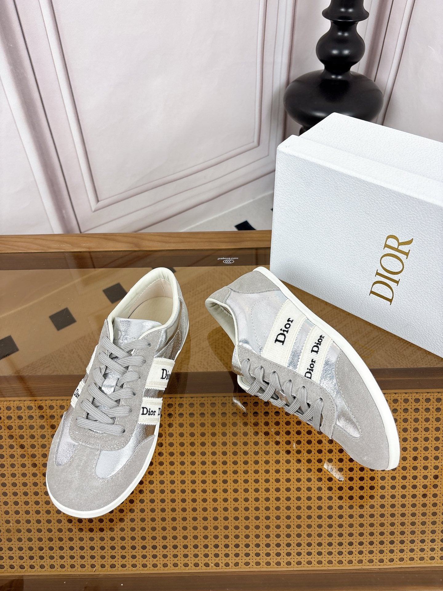 Dior 2026 Sneakers Suede Leather 931862