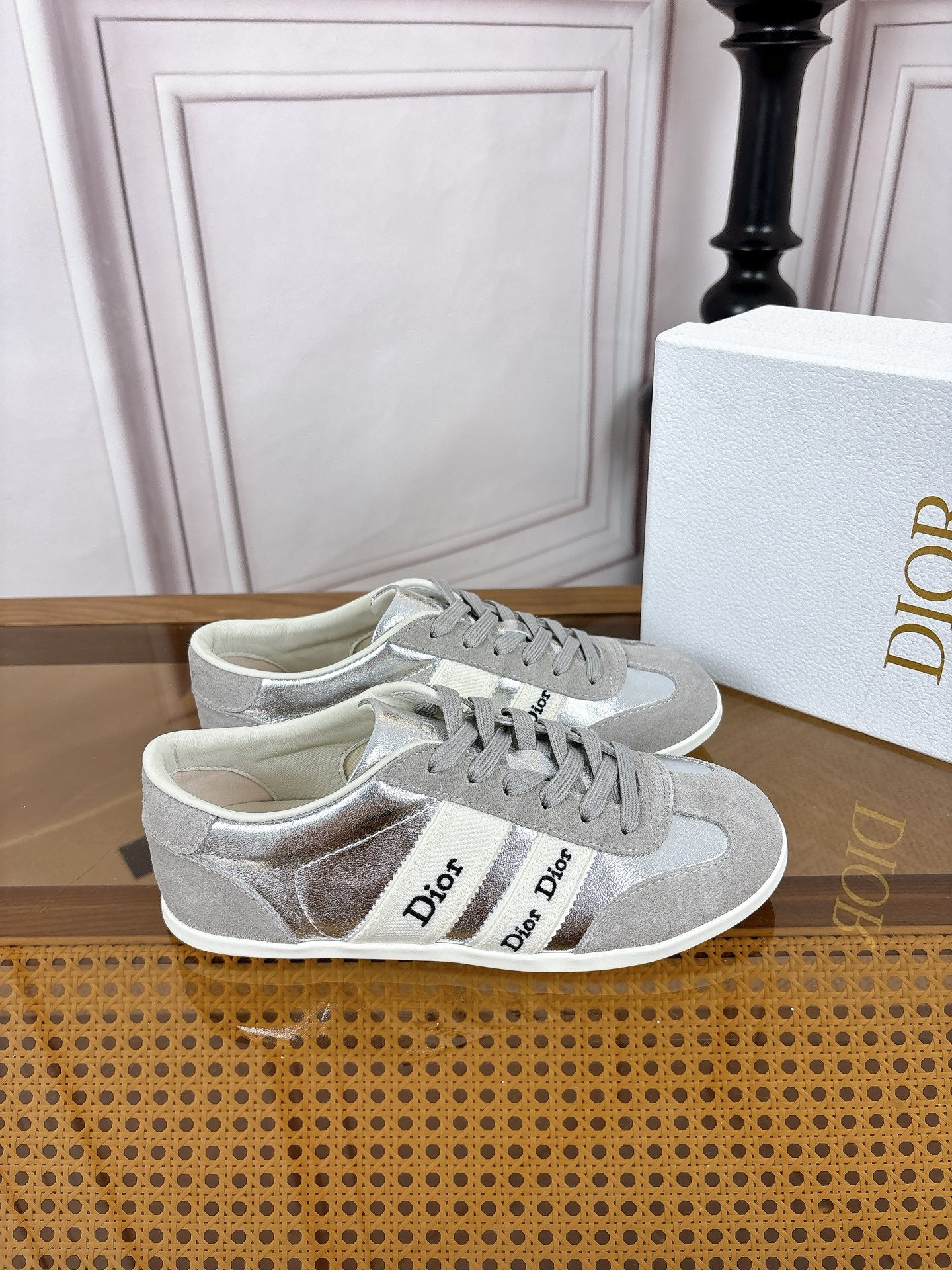 Dior 2026 Sneakers Suede Leather 931862