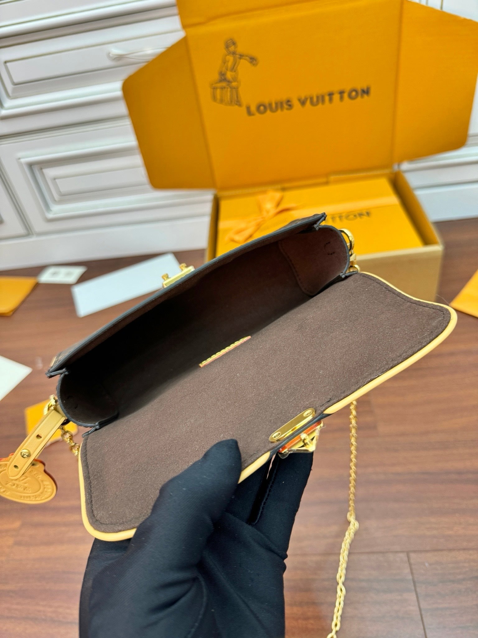 LV Pochette Camille 20cm Brown Monogram Canvas 330396