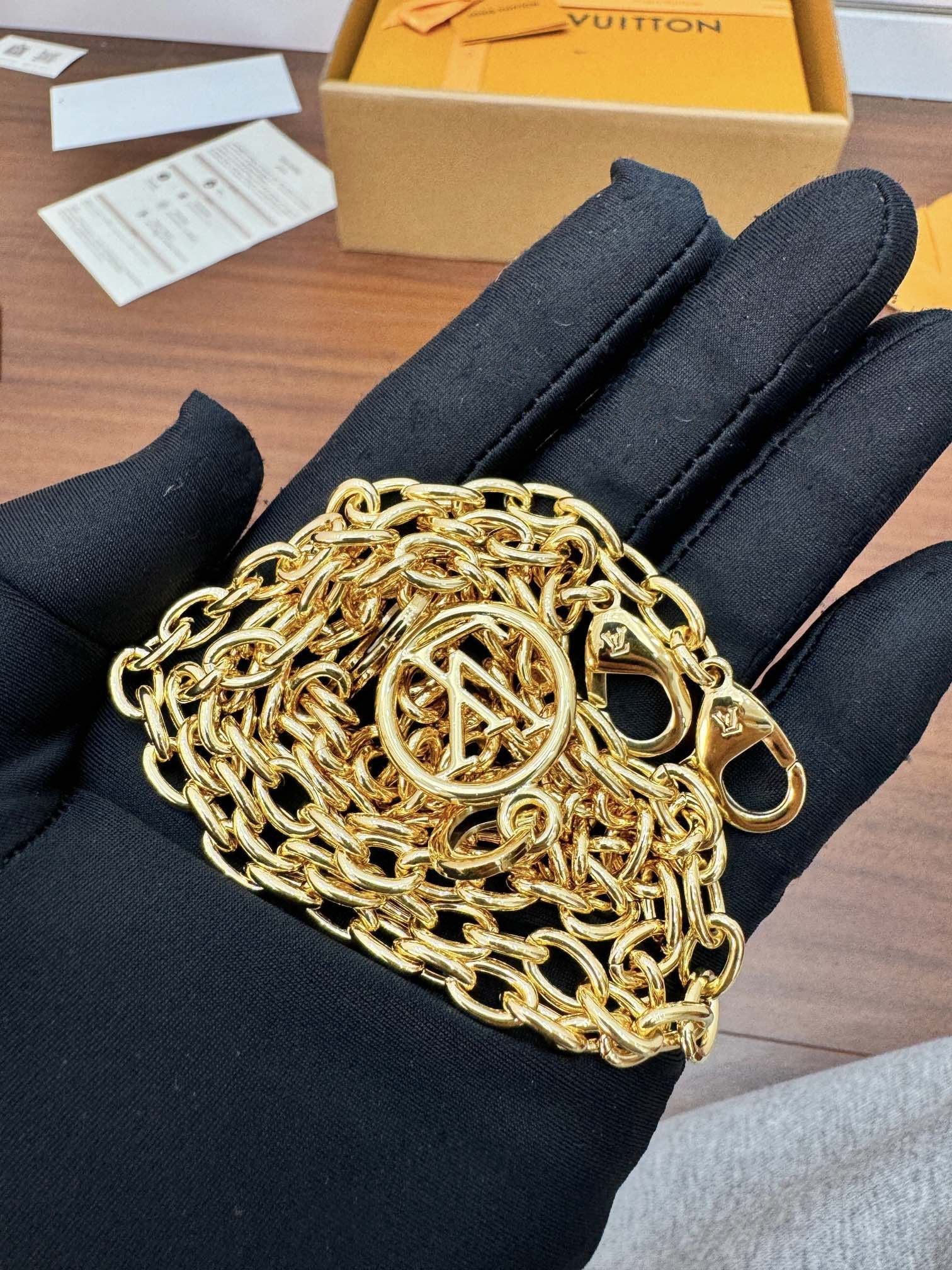 LV Pochette Camille 20cm Brown Monogram Canvas 330396