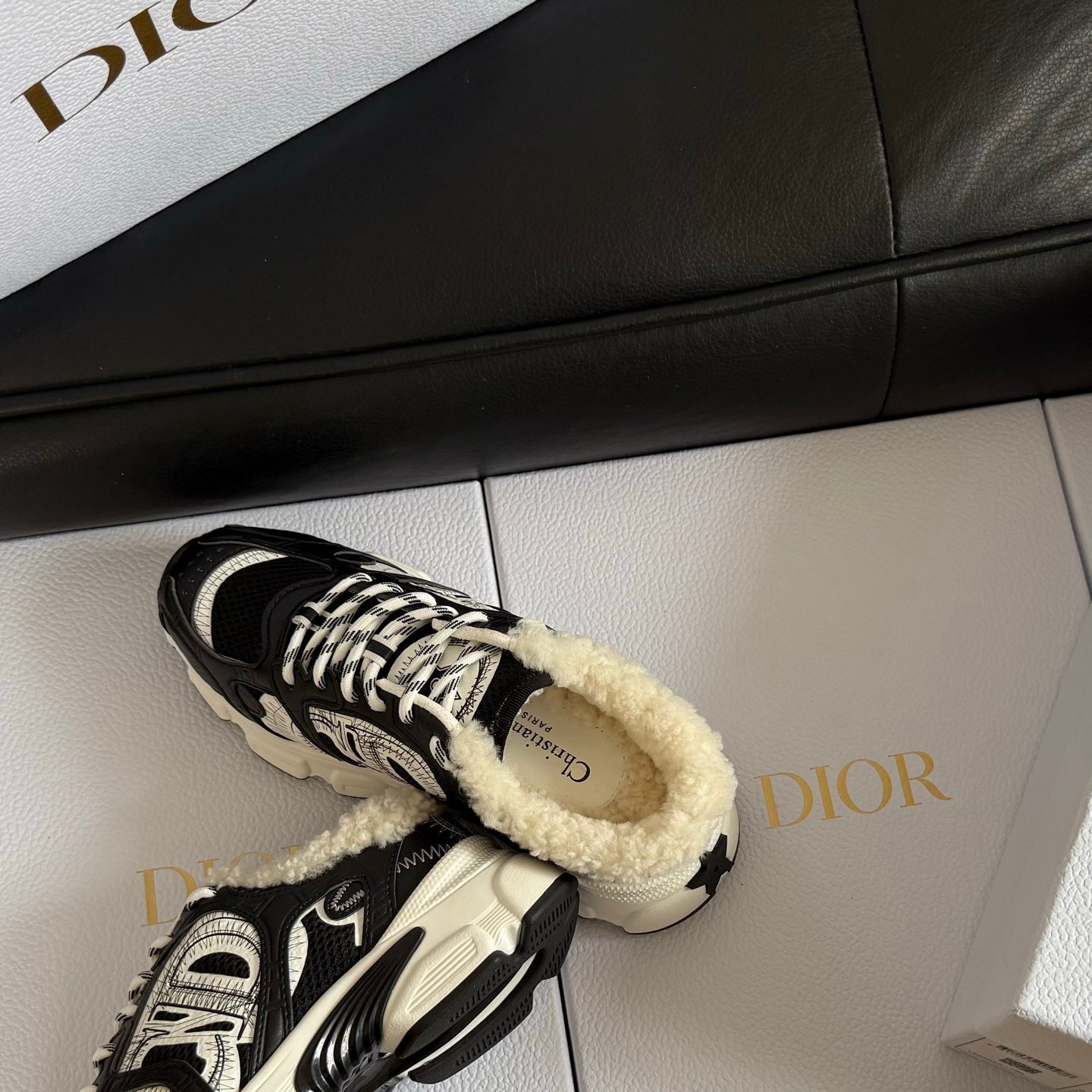 Dior 25 Chrono Sneakers Black Cream Mesh Calfskin 531389
