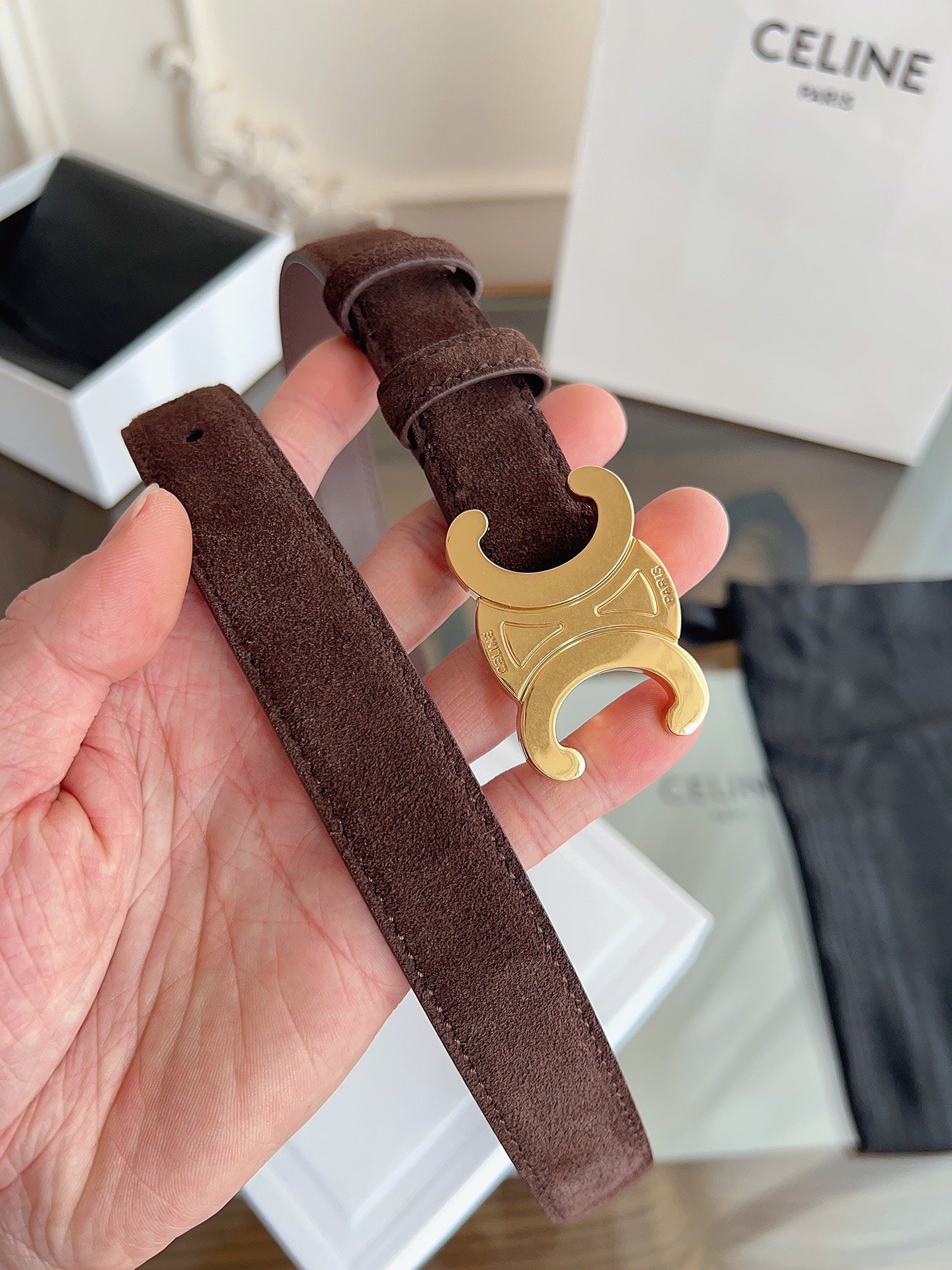 CL Gold 25mm Triomphe Brown Suede 616259