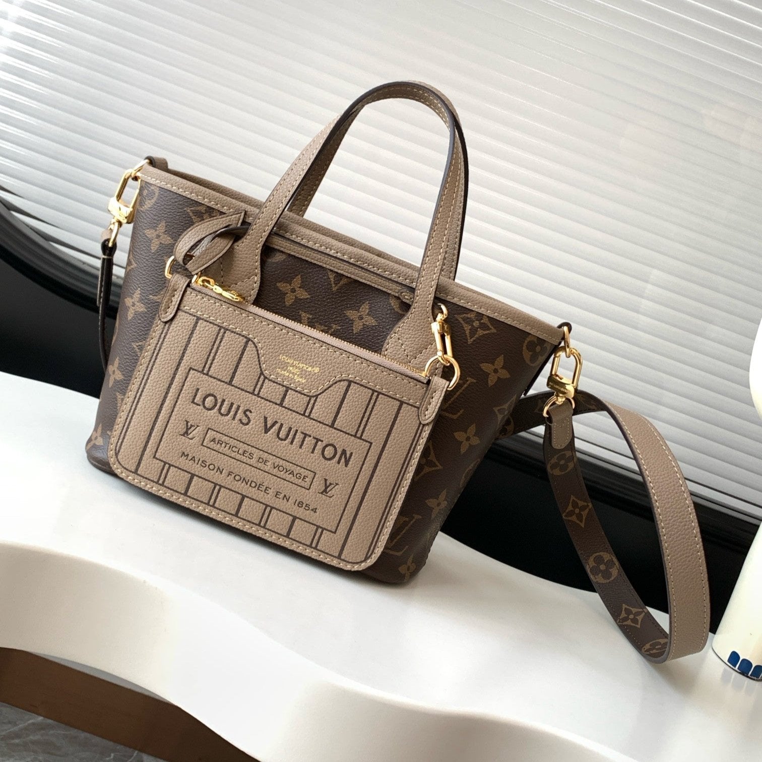 Neverfull 24 Bandoulière Inside Out BB Grey Calfskin