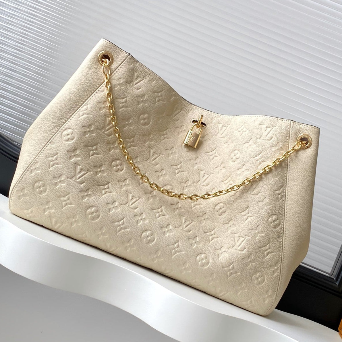 Anytime 42cm Tote Bag Cream Gold Empreinte leather 250725