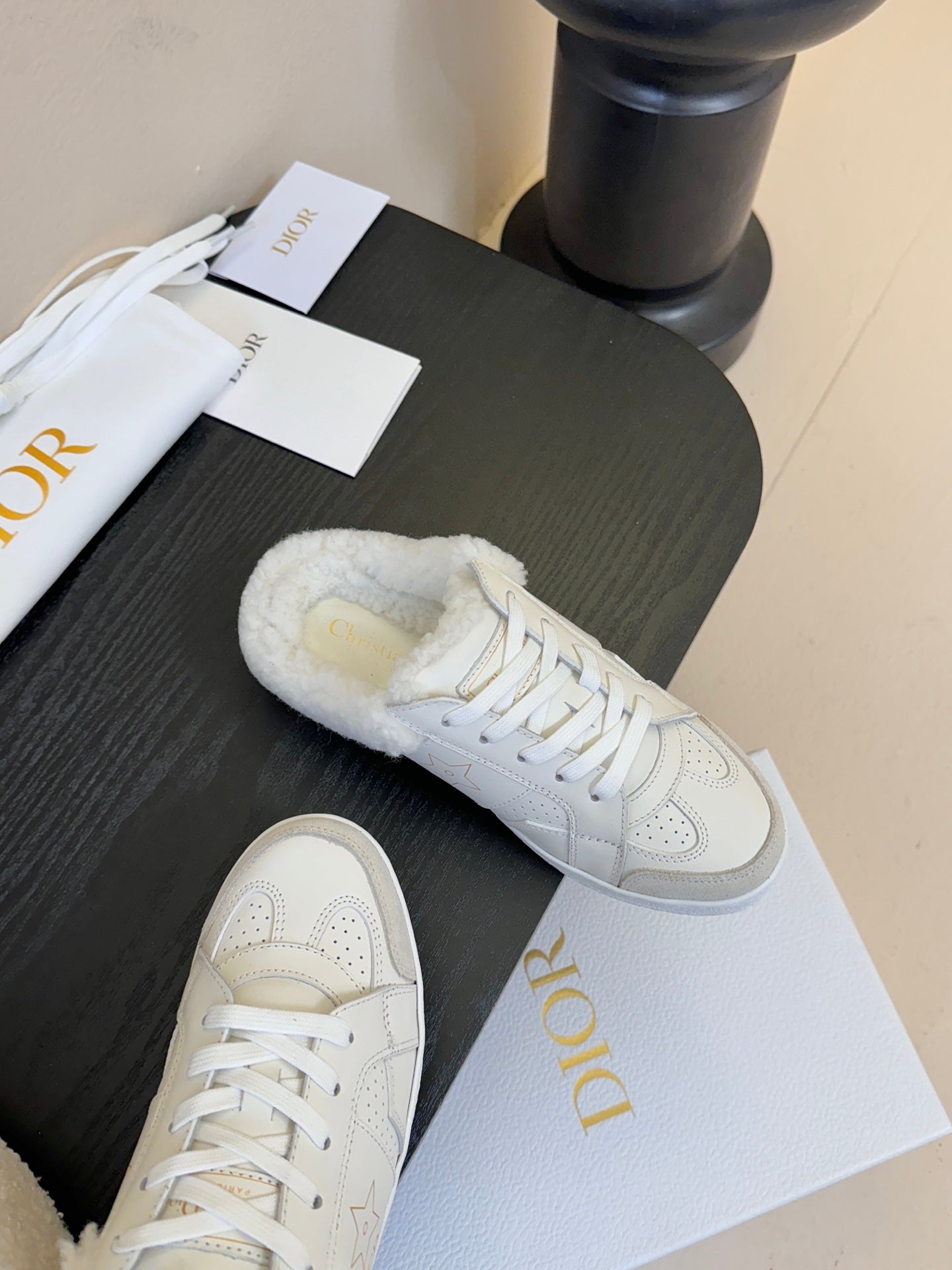 Dior 25 Star Sneaker White Suede Cowhide 530614