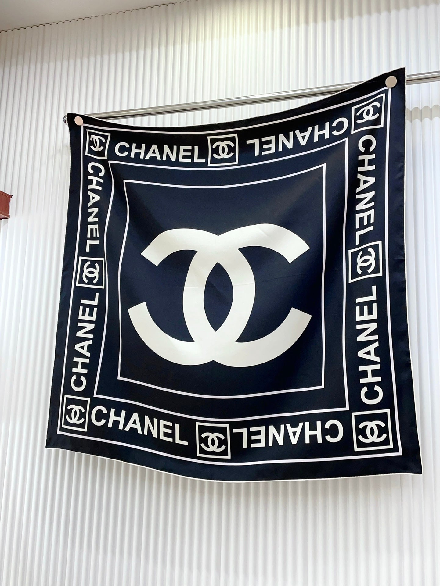 CC Square Scarf 90 CM In Black Mix White Silk Twill  167961