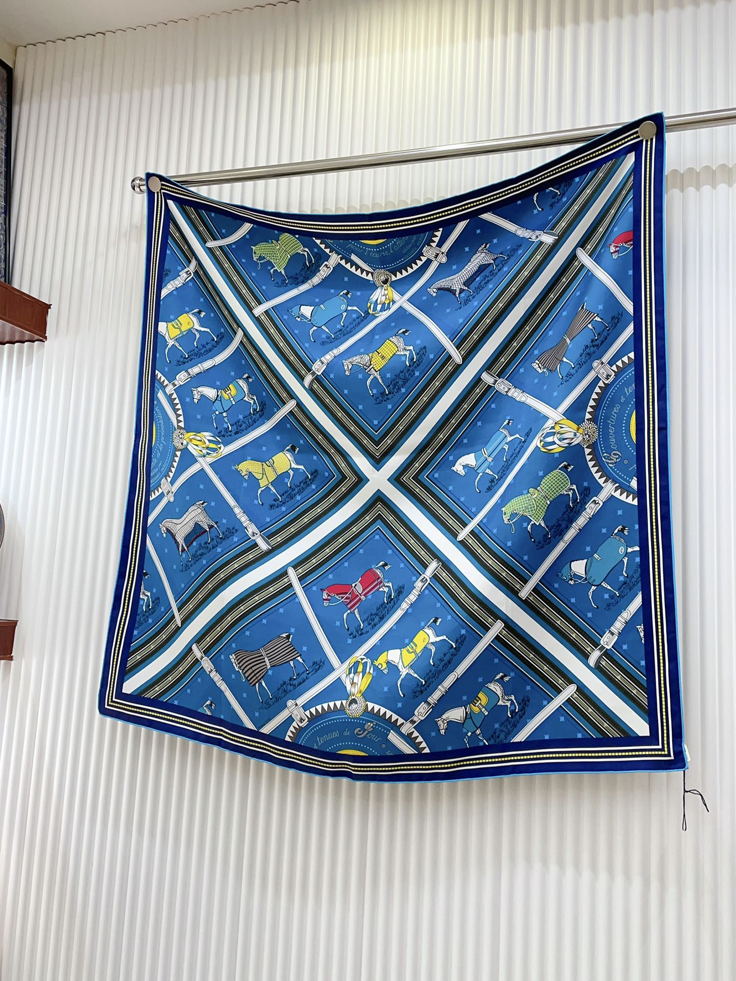 Couvertures Et Tenues De Jour Double Face Scarf 90 CM In Blue Mix Black Colorful Silk 190031