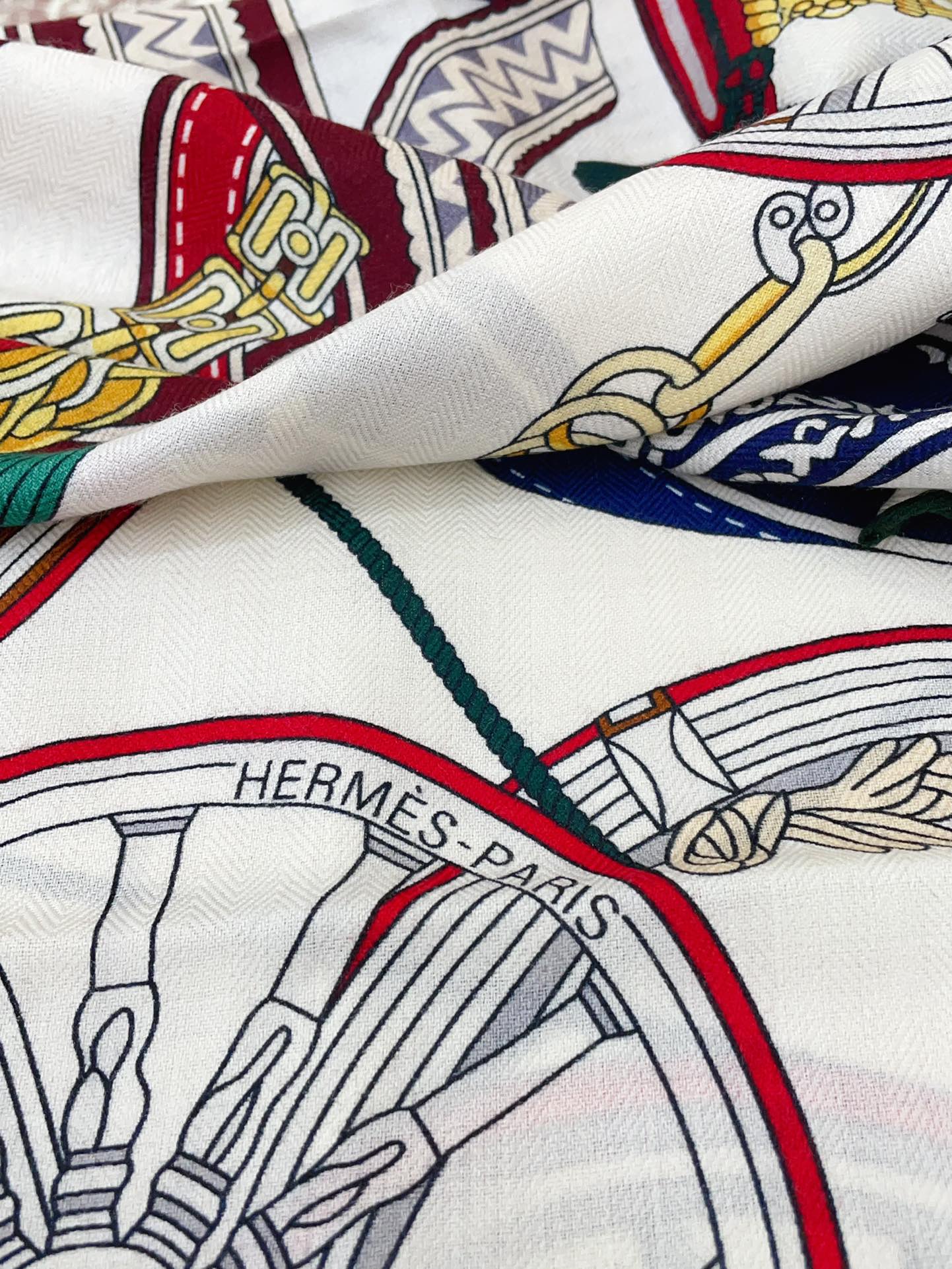 Stately Wheels Scarf 135 CM Colorful Cashmere And Silk 327469