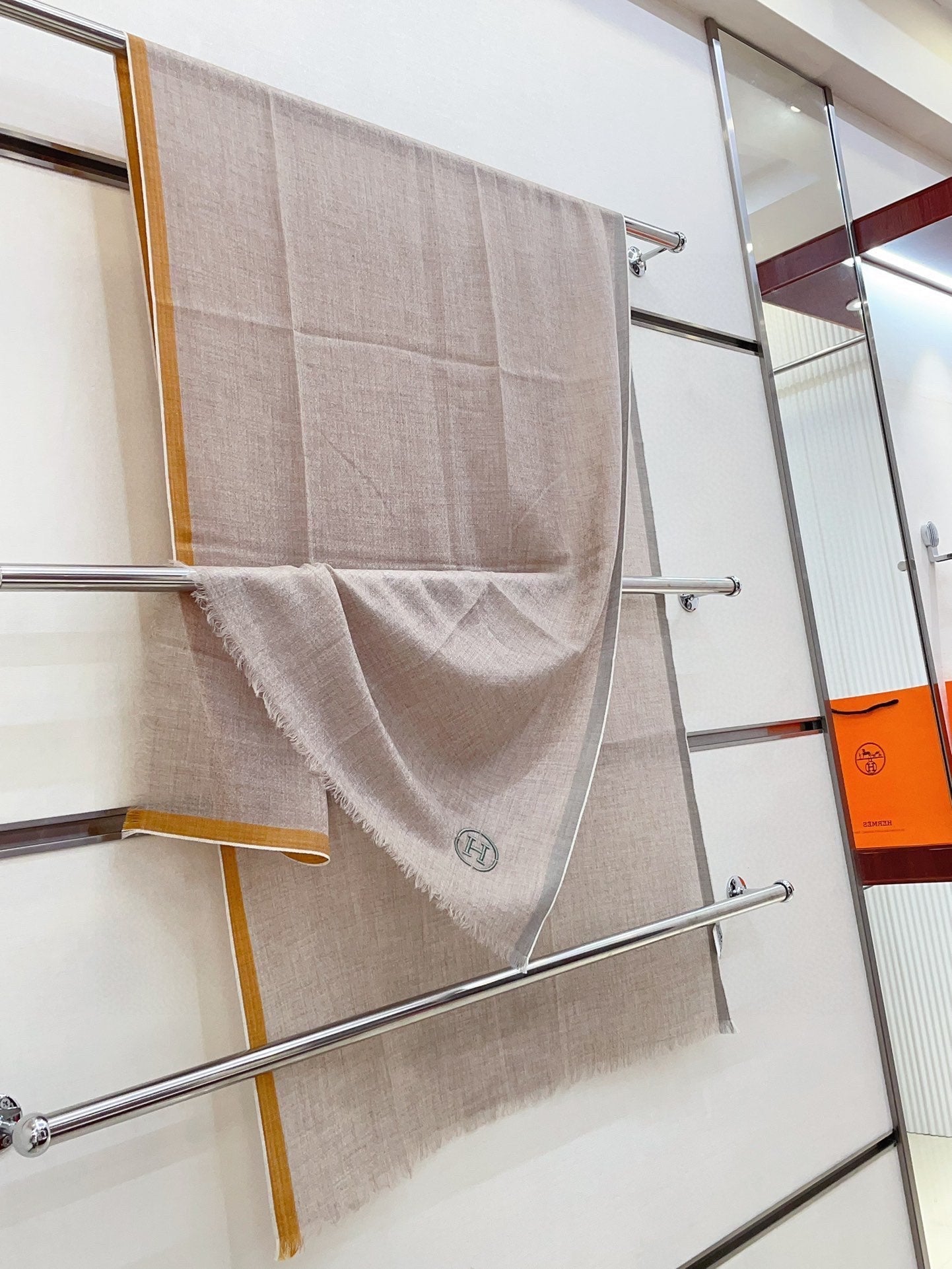 SCARF 180 CM IN CAMEL BROWN CASHMERE 388146