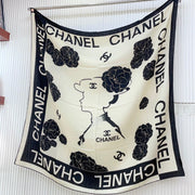 CC Square Scarf 140 CM In White Mix Black Cashmere Silk 389993