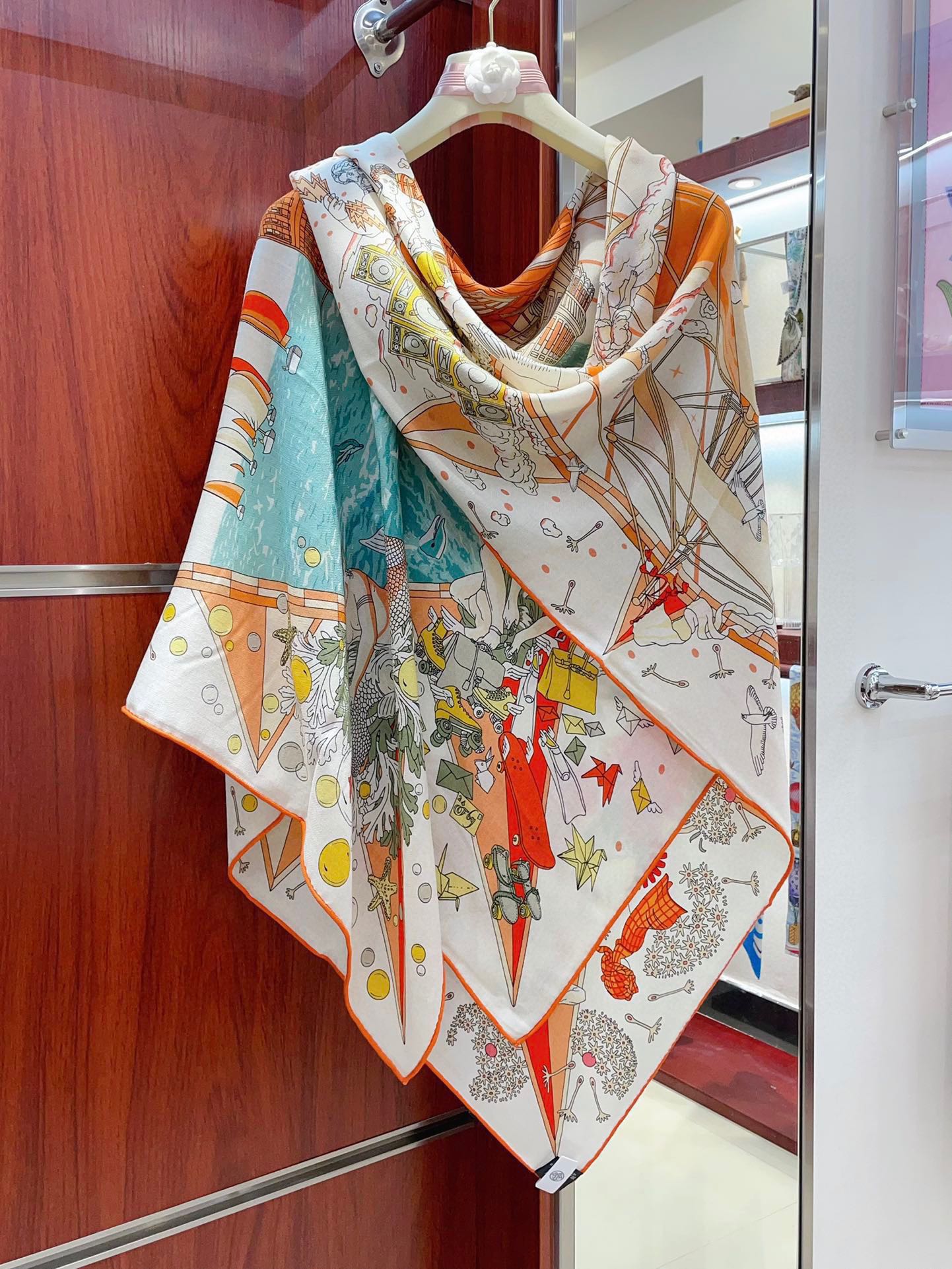 Flagship Scarf 135 CM White Colorful Cashmere And Silk 402079