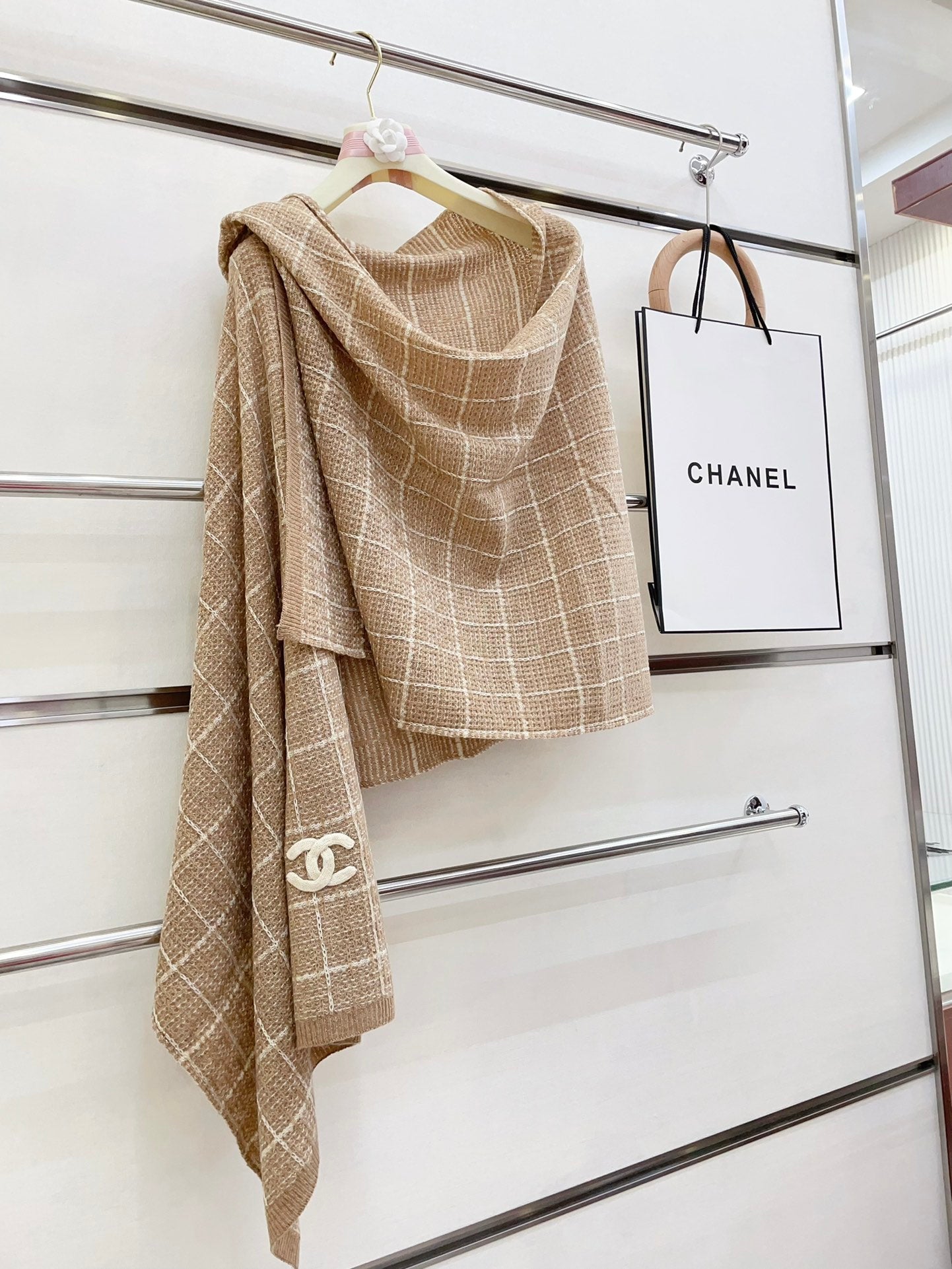 CC Scarf 180 CM In Light Brown With White Stripes Cashmere 415179