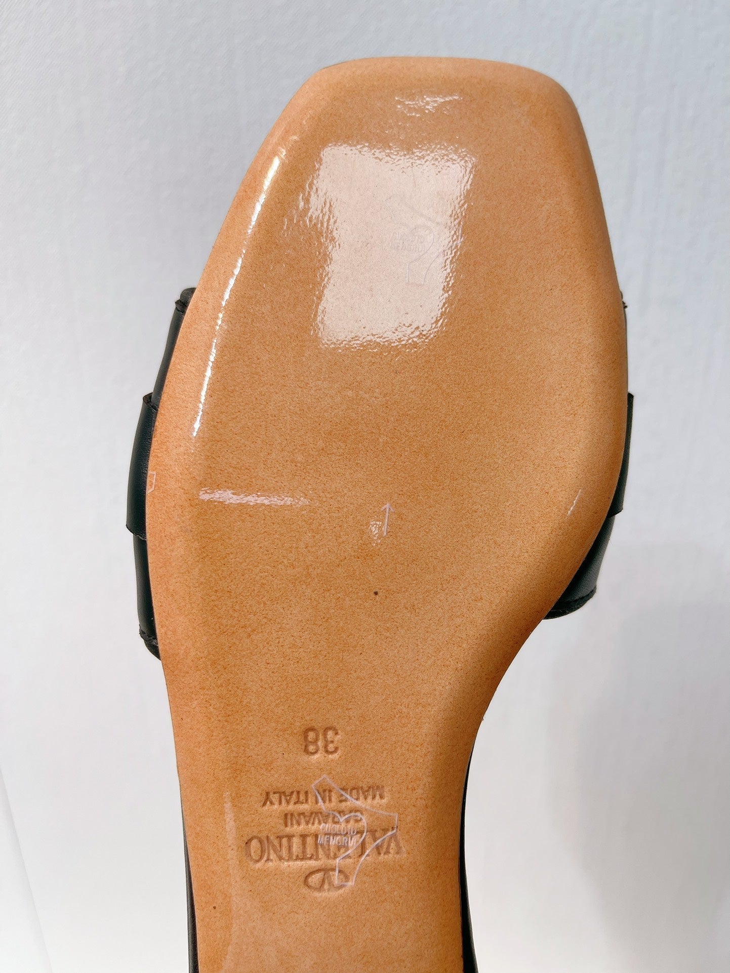 VT Moon Slides in Leather Black Cowhide 292857