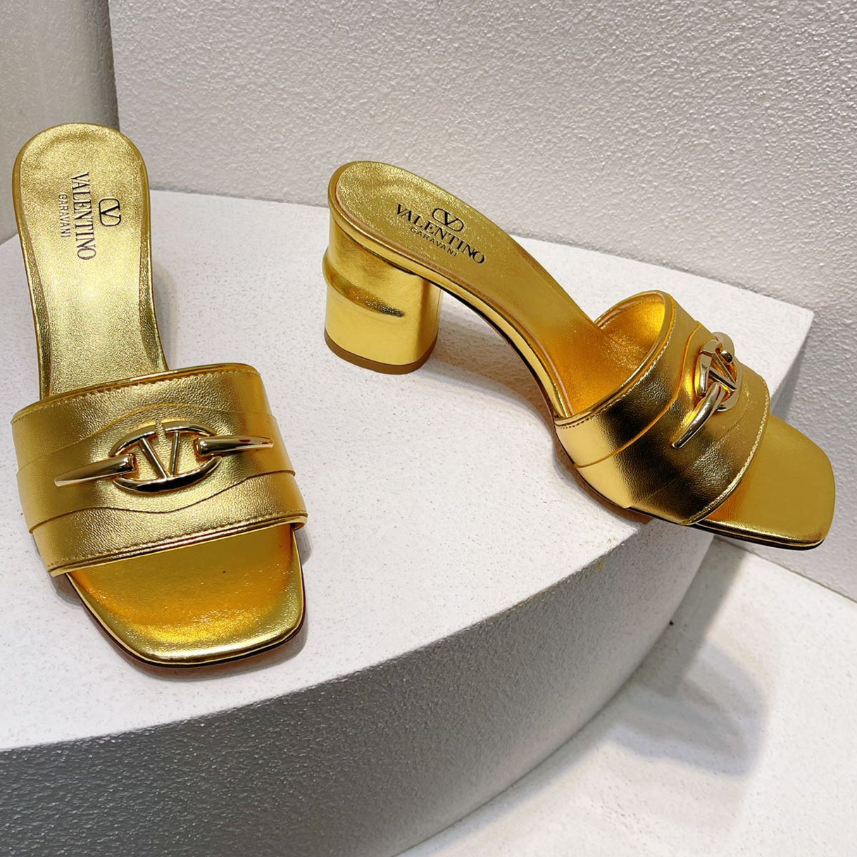 VT Leather Mules Gold Cowhide 292873