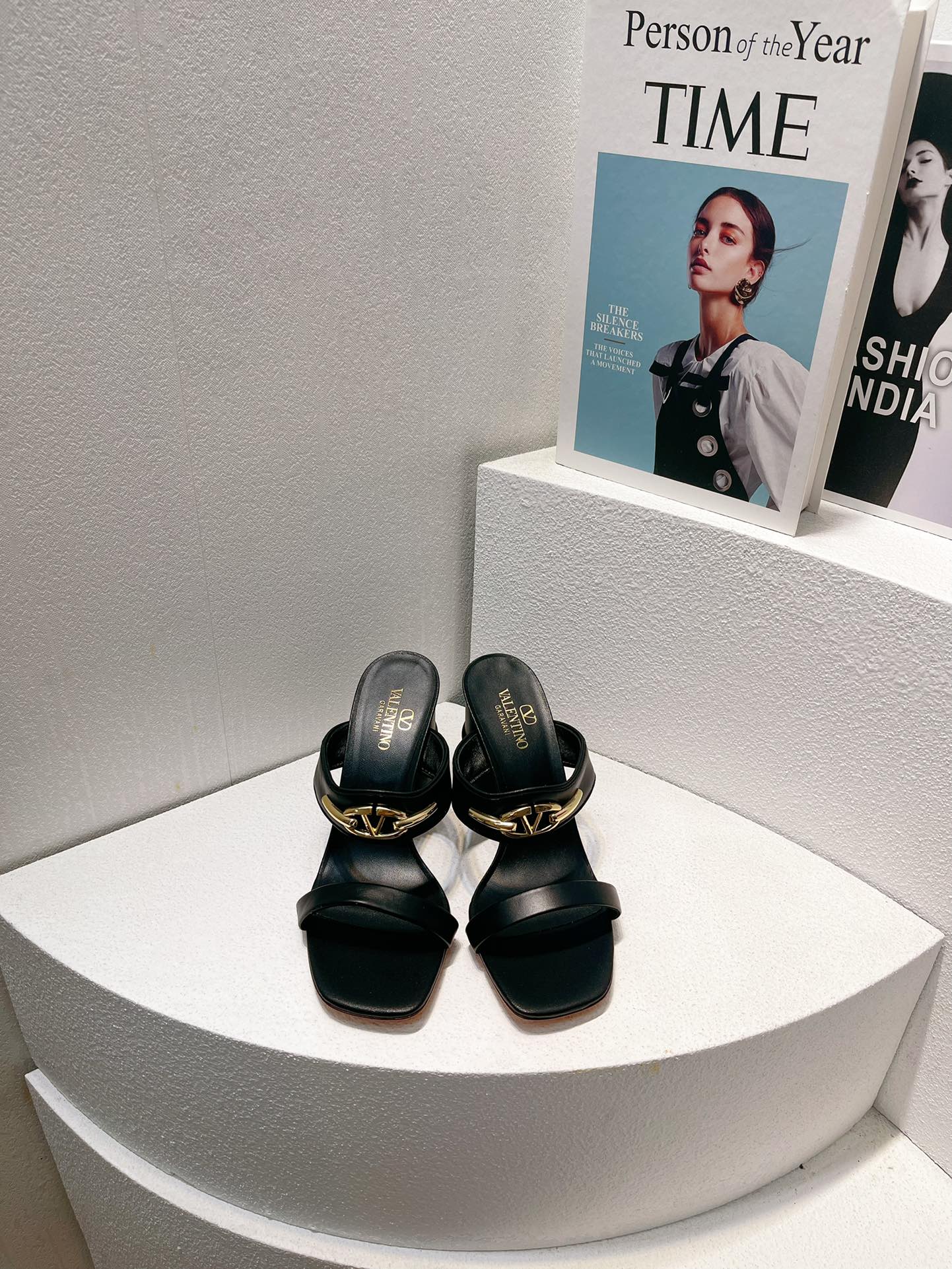 VT Heeled Sandal Black Cowhide 292877