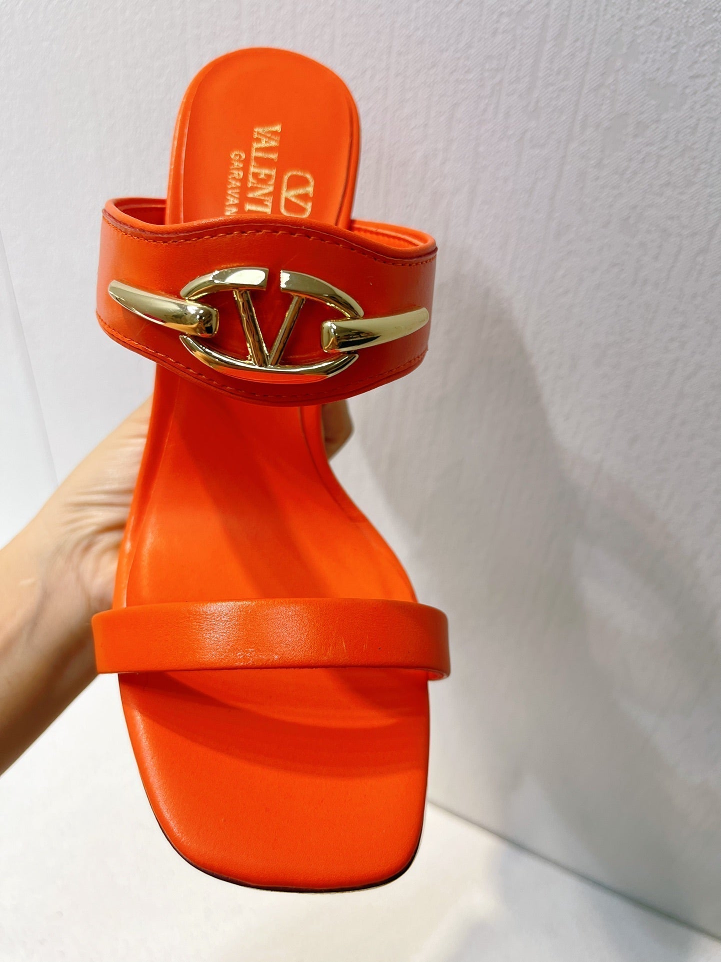 VT Heeled Sandal Fire Cowhide 292881