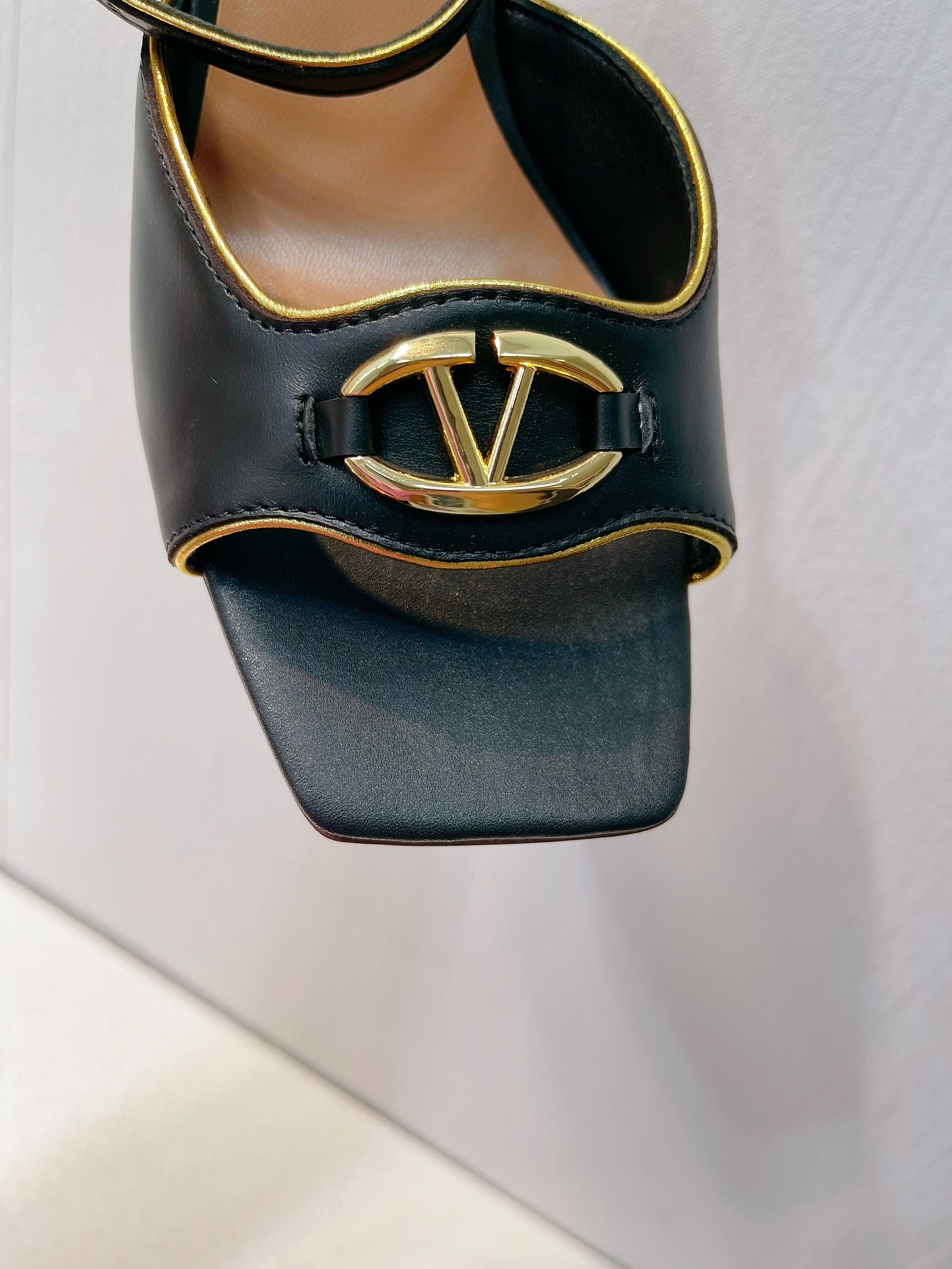 VT Sandals Heels  70mm Black Cowhide 292777