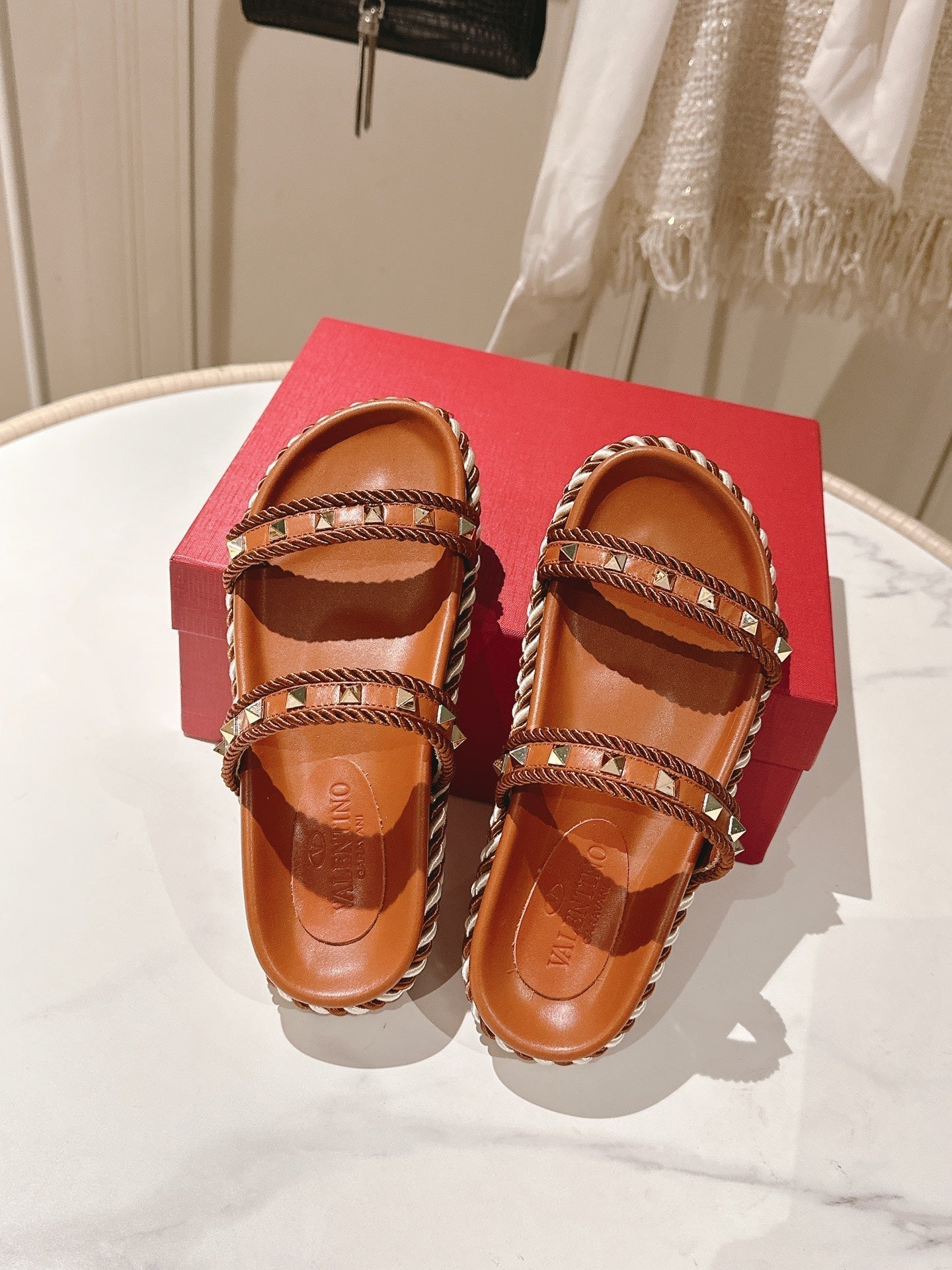 VT Rockstud Sandals Brown Espadrilles Cowhide 328127