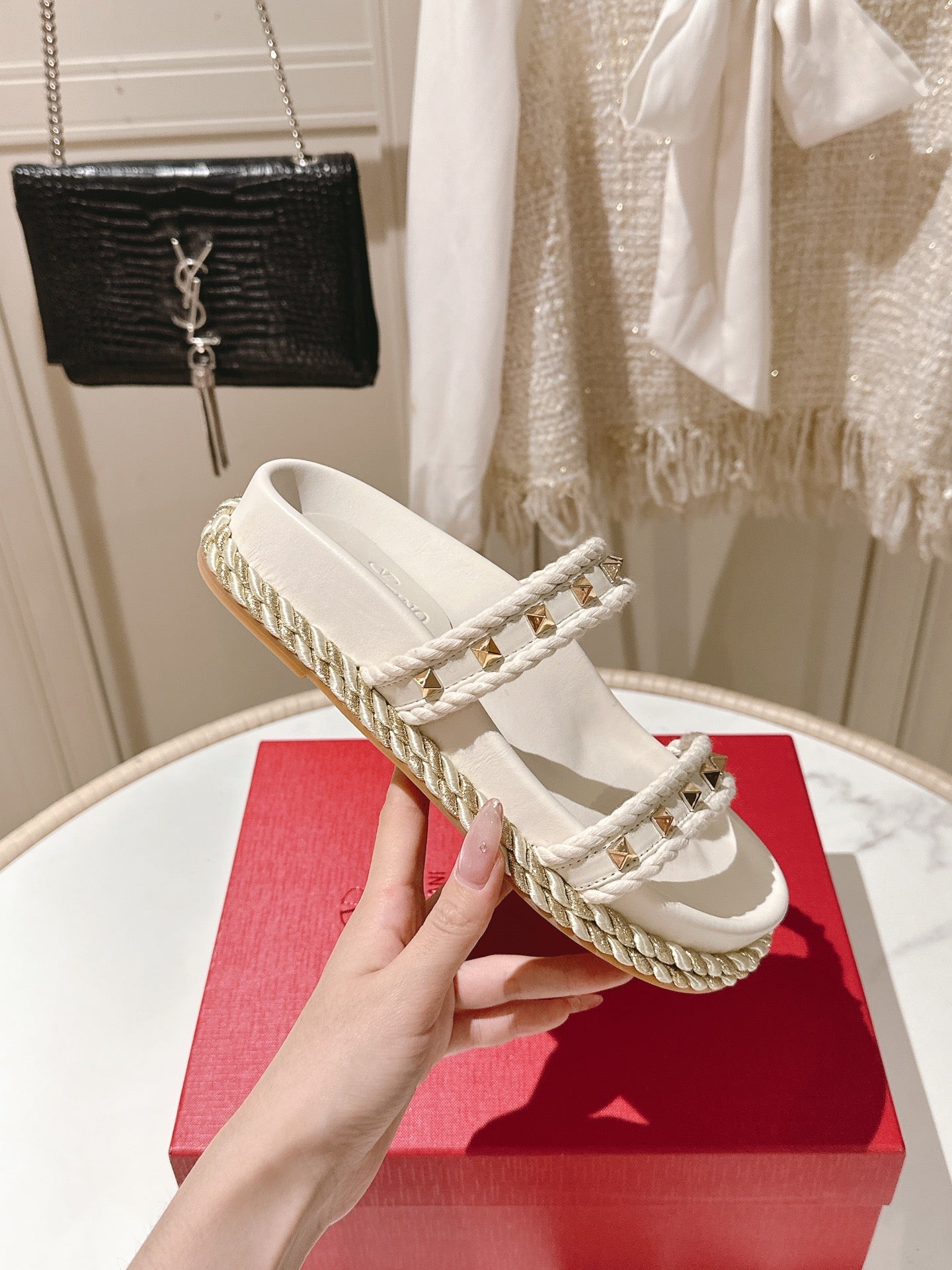 VT Rockstud Sandals White Espadrilles Cowhide 328128