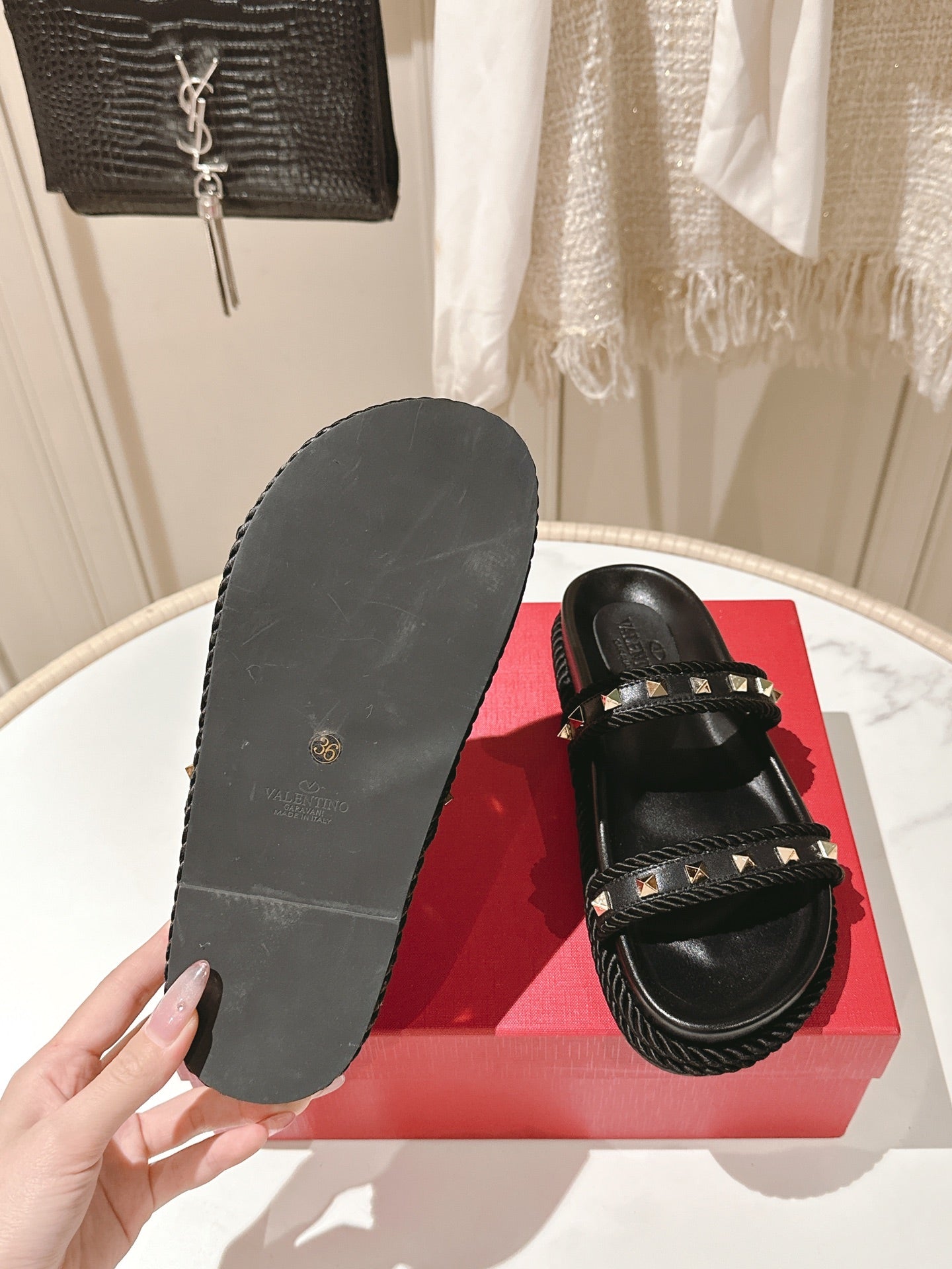 VT Rockstud Sandals Black Espadrilles Cowhide 328131