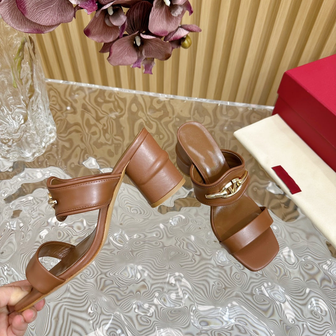 High Heel 70 Sandal The Bold Edition Vlogo Square Toe Brown