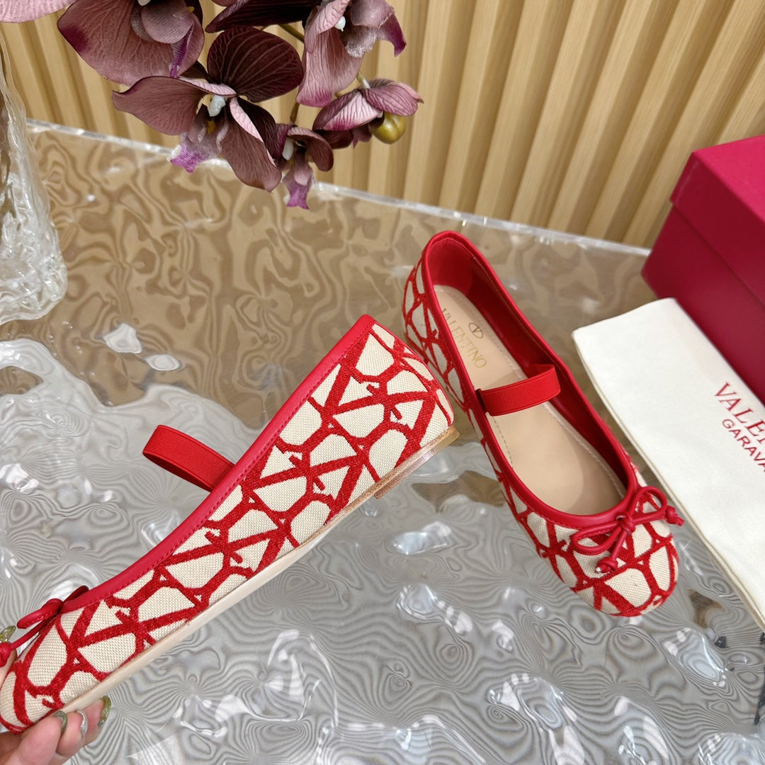 Ballerina In Toile Iconographe 20mm In Red Mix Beige Cotton Canvas And Lambskin 102832