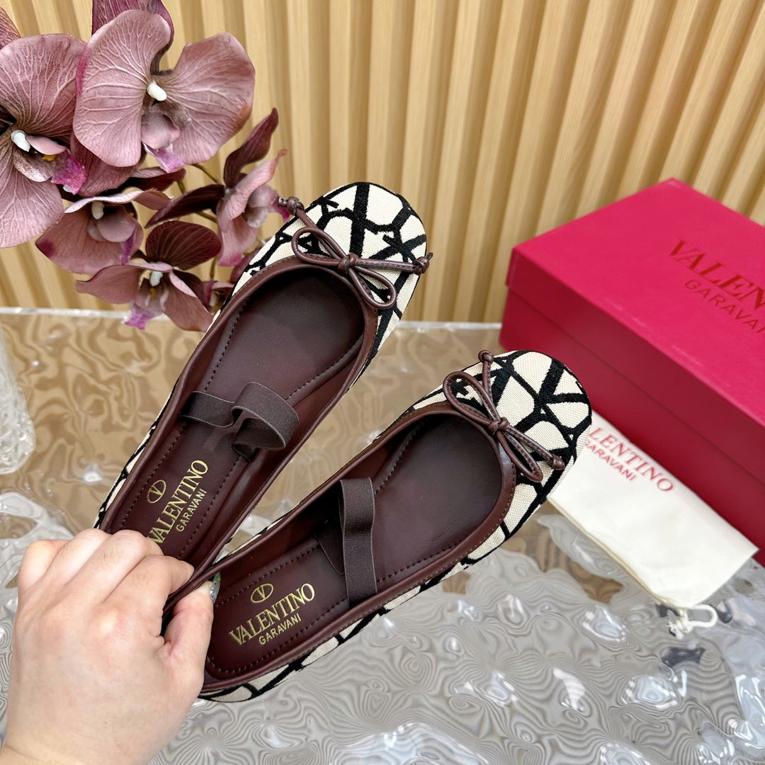 Ballerina In Toile Iconographe 20mm In Beige Mix Black Cotton Canvas And Lambskin 102834