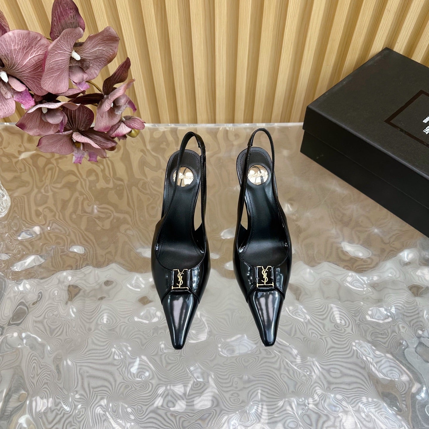 BABYLONE SLINGBACK PUMPS IN BLACK GLOSSY CALFSKIN
