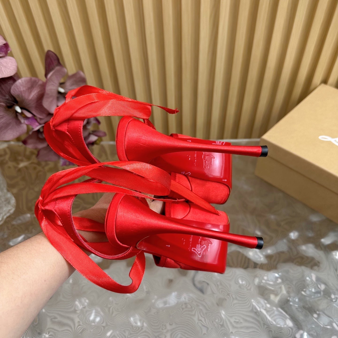 CL 25C Cassia Lace Up Alta 160mm Red Silk 221614