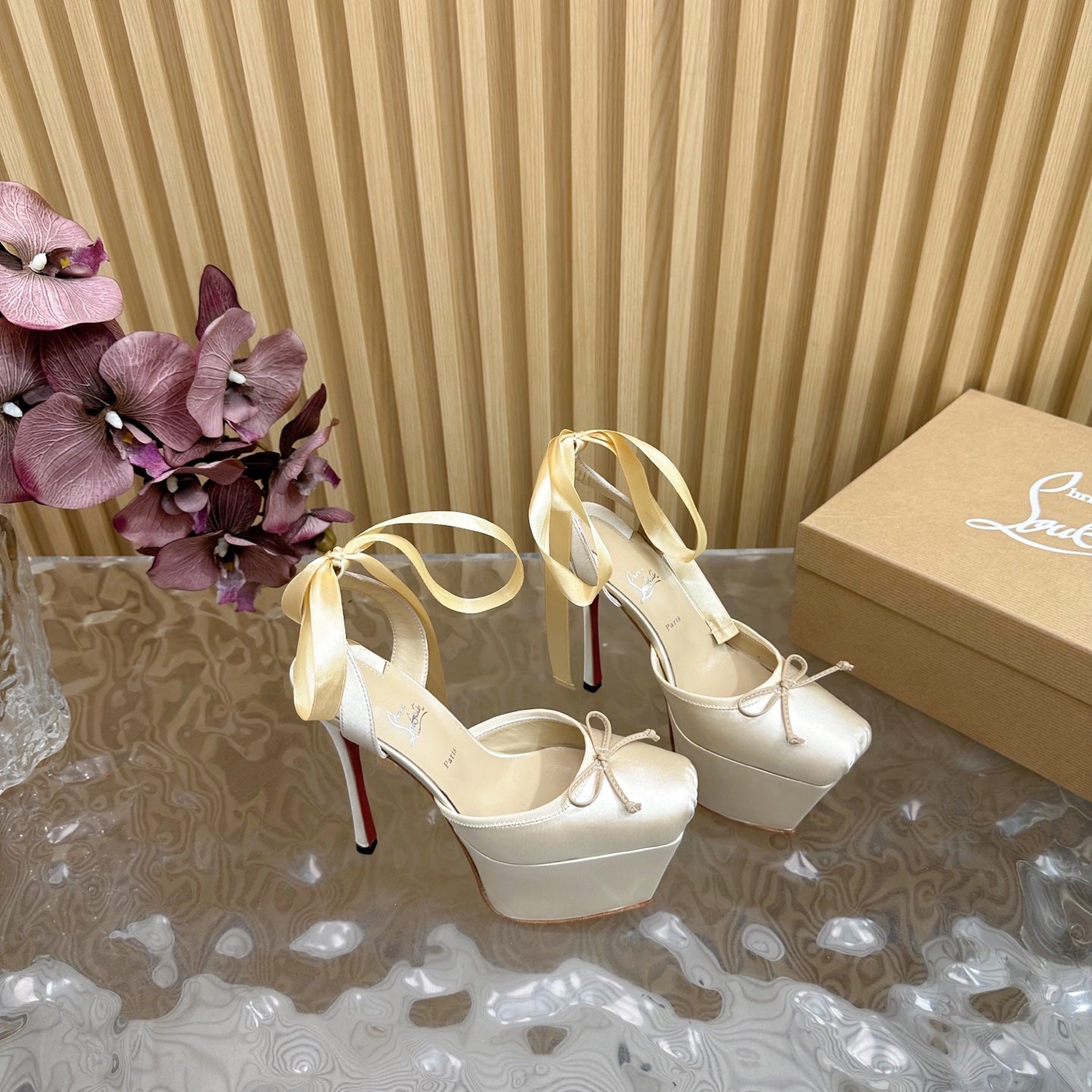 CL 25C Cassia Lace Up Alta 160mm Light Yellow Silk 221615