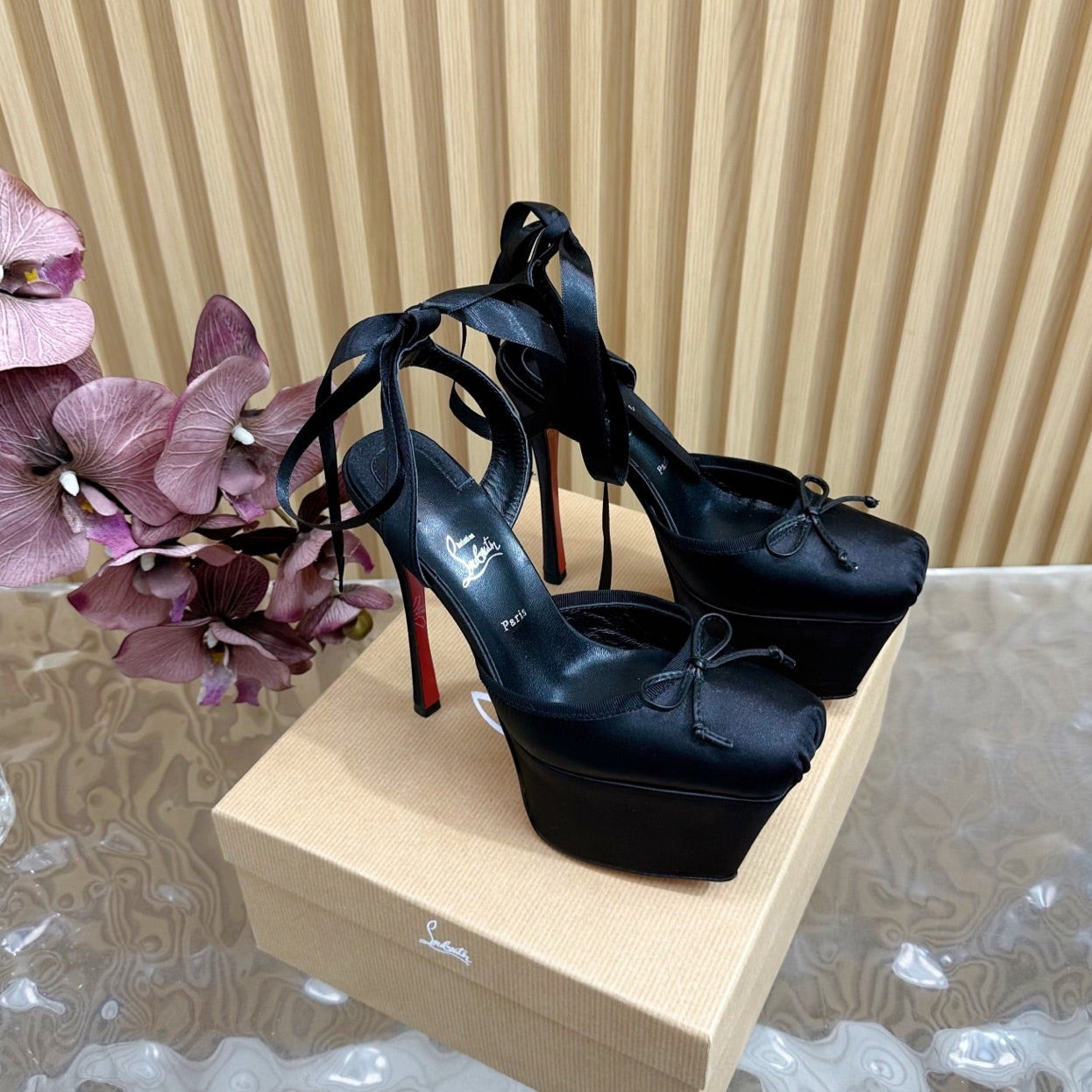 CL 25C Cassia Lace Up Alta 160mm Black Silk 221616