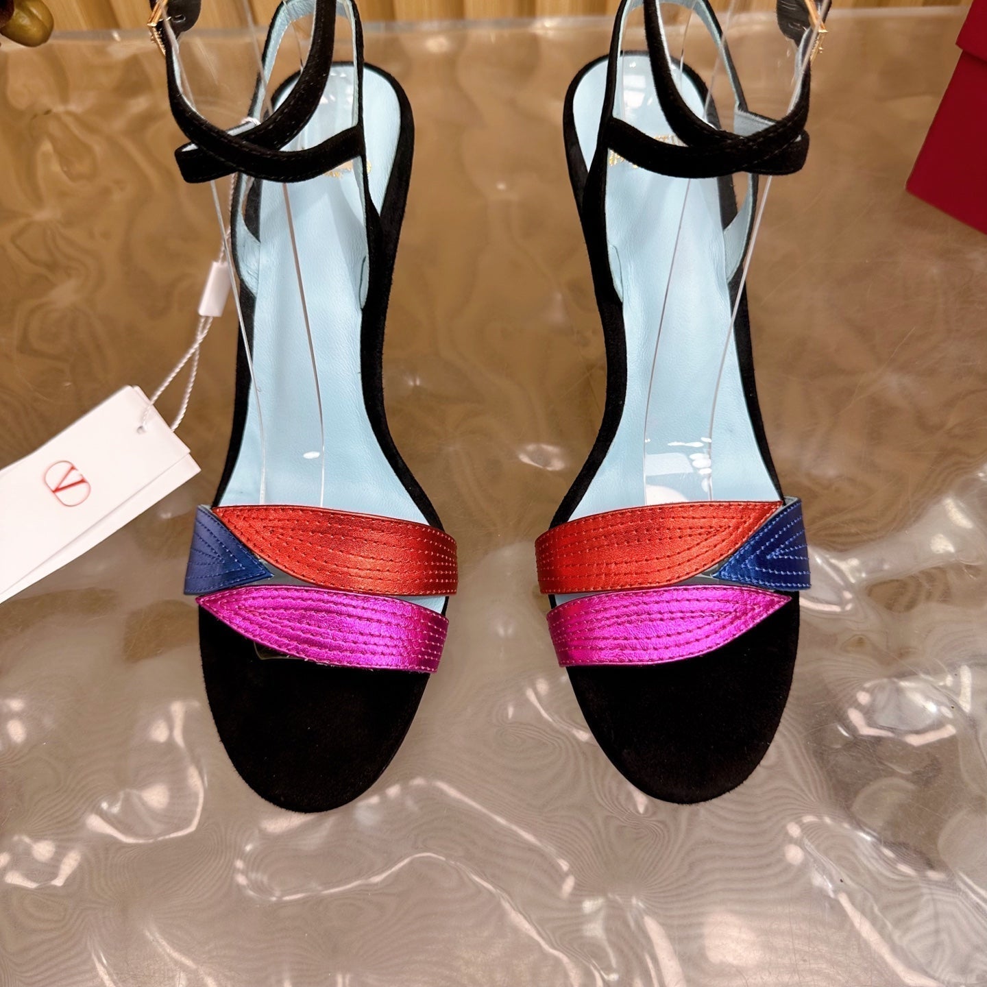 VT 25 Feuillage En Feuille Sandals Black Cowhide 331924