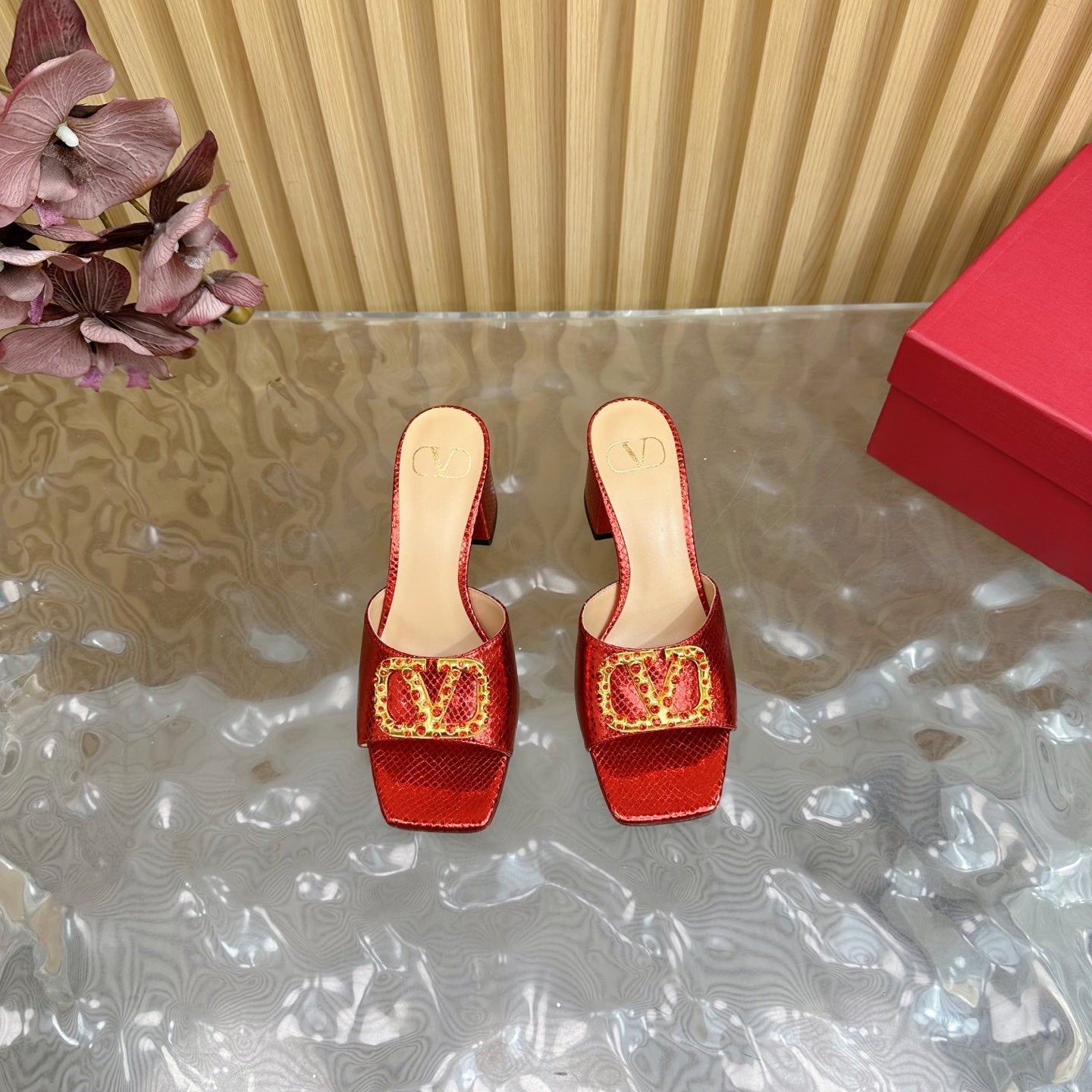 VT 25 Vlogo Mule Red Snakeskin Leather 331926